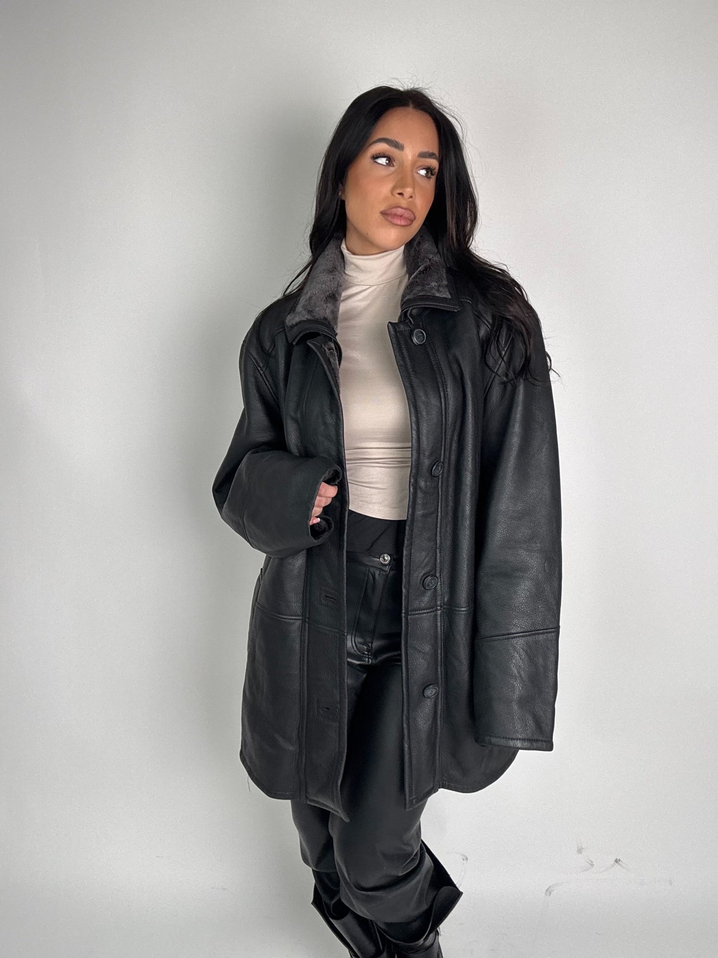 Shearling coat N195