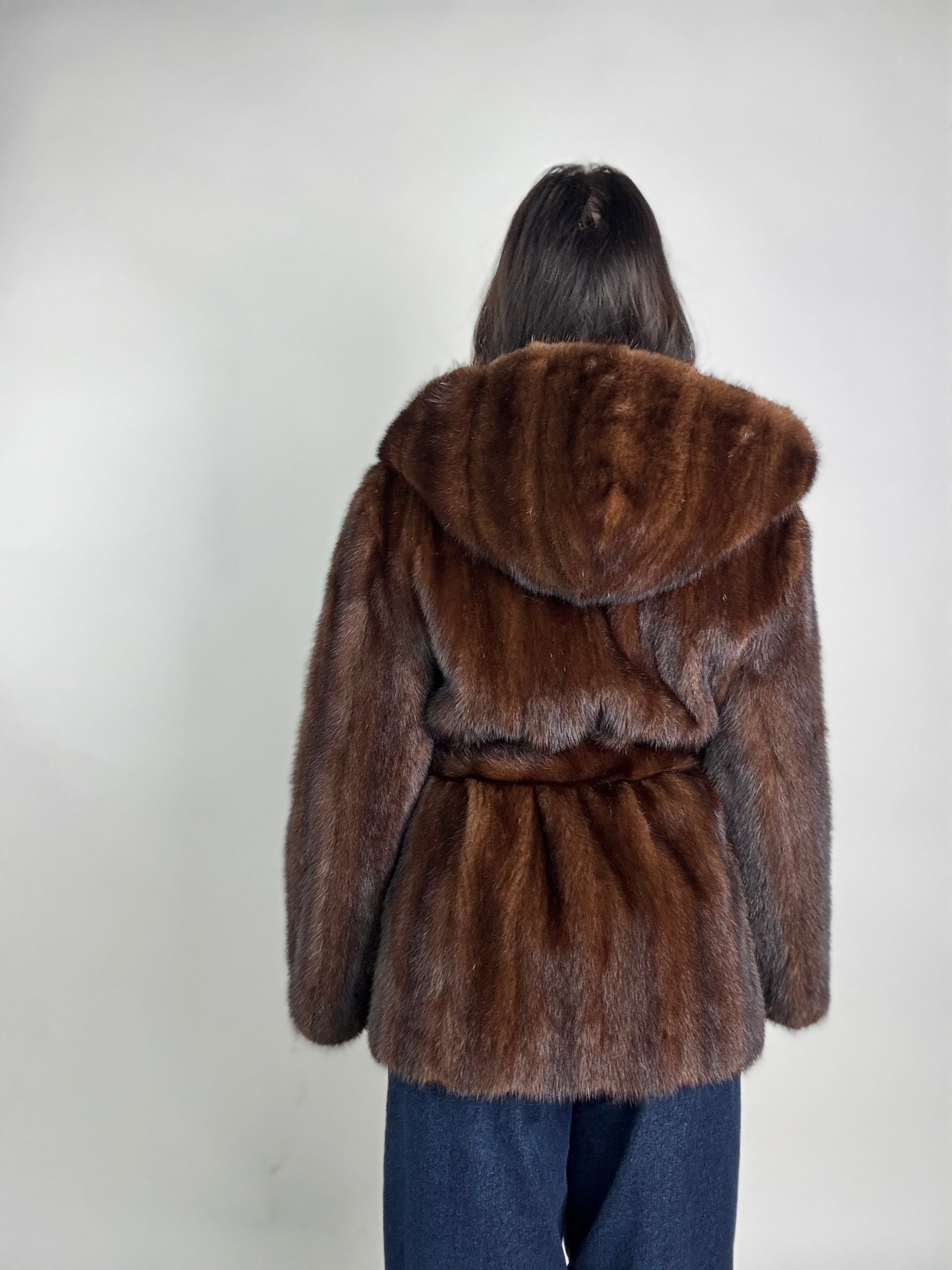Giacca in visone cintura e cappuccio N244