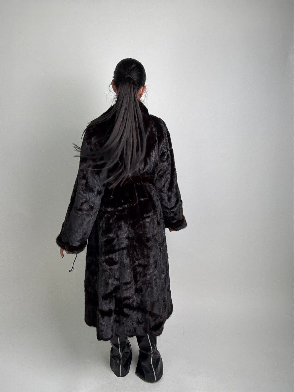 Cappotto in visone N359