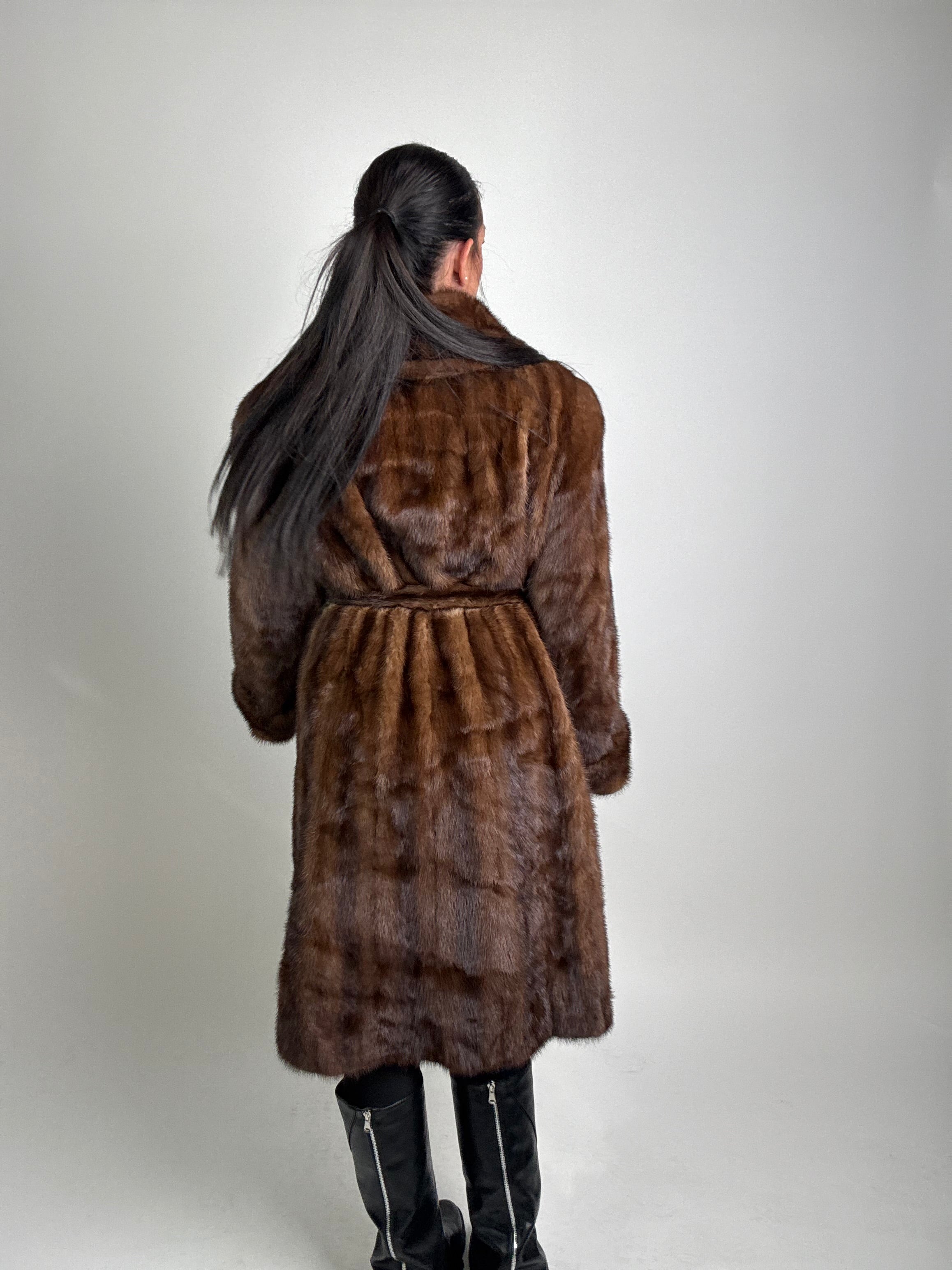 Cappotto in visone N360