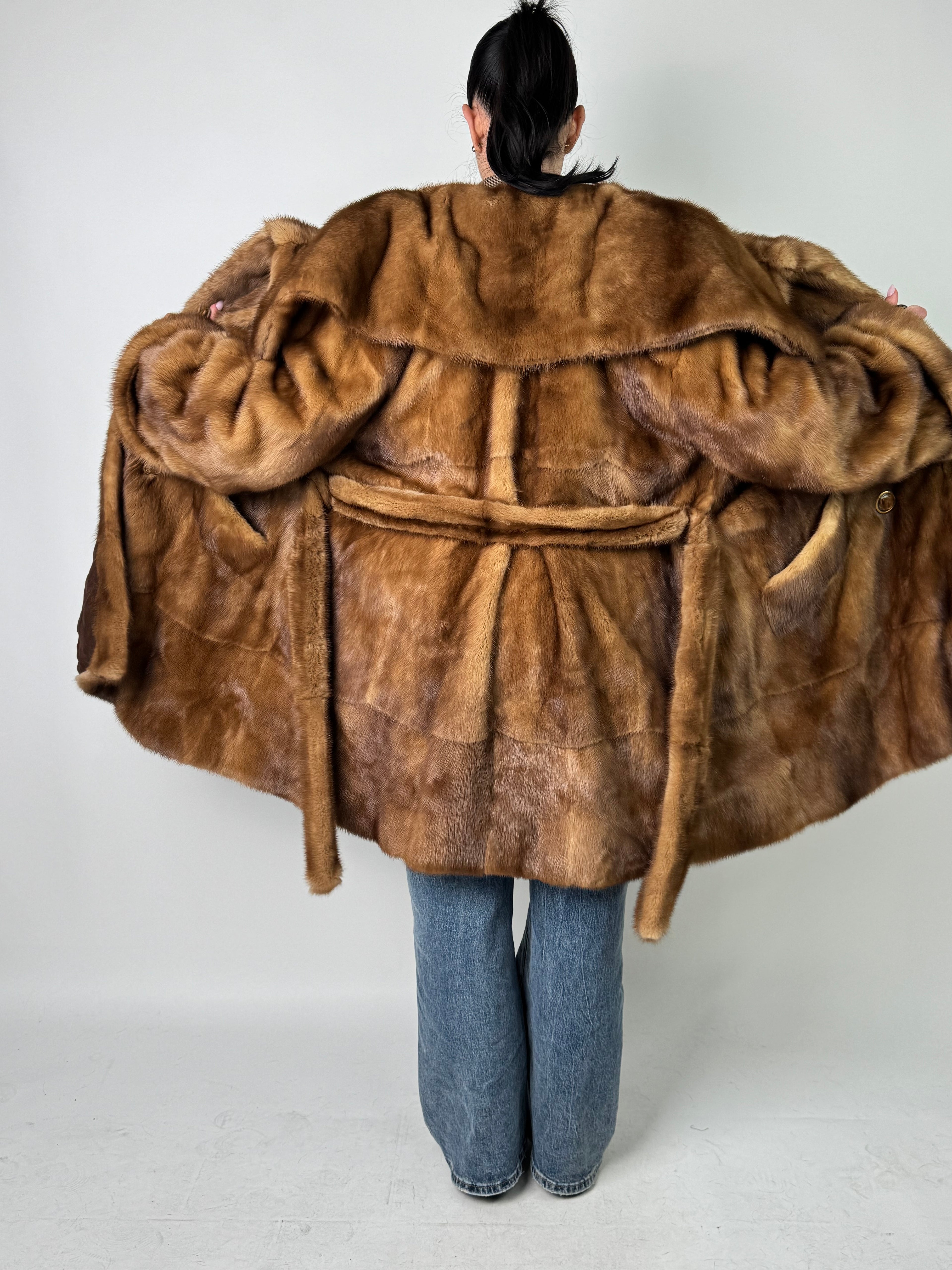 Cappotto in visone N584