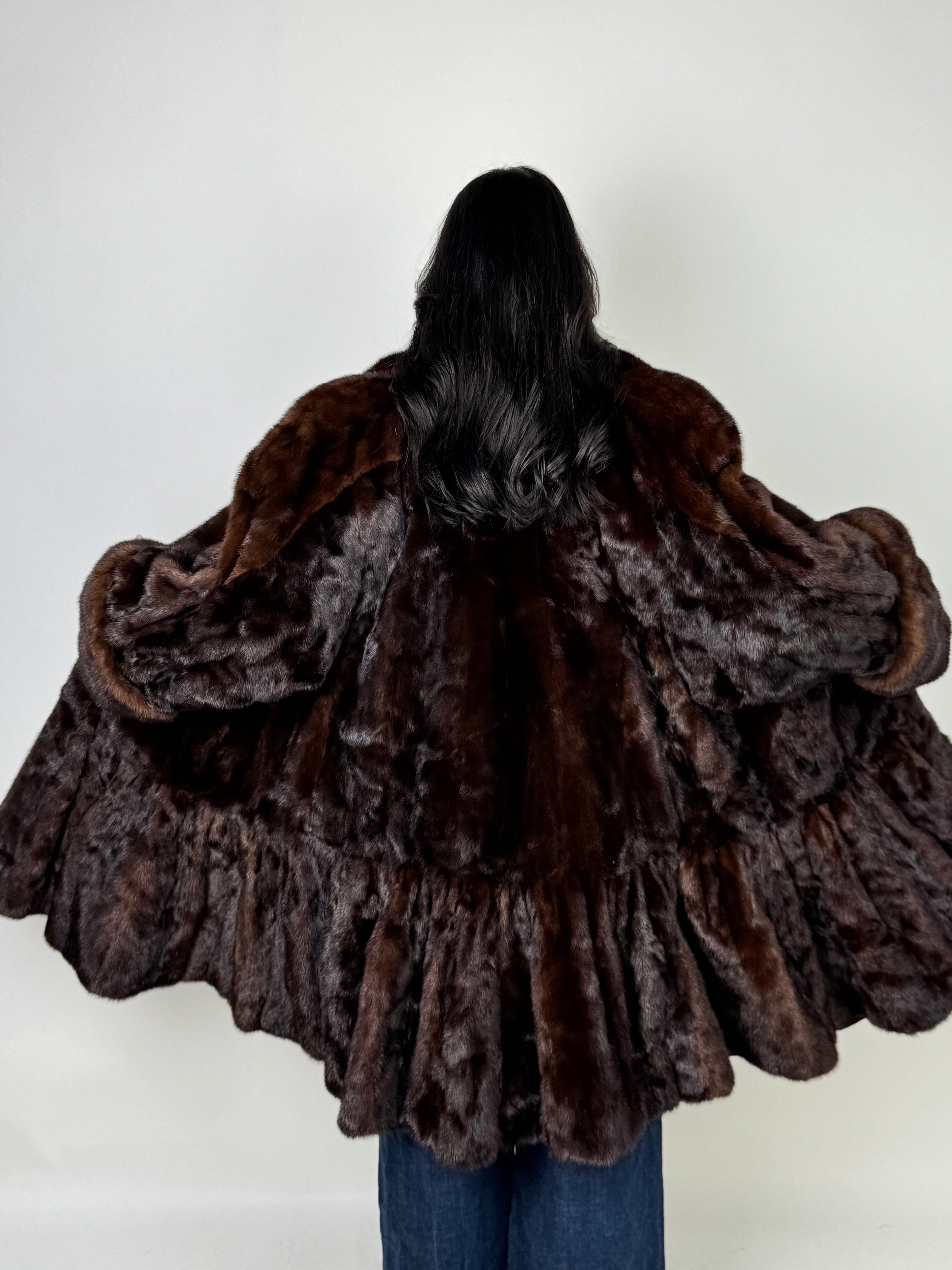 Cappotto in visone N649