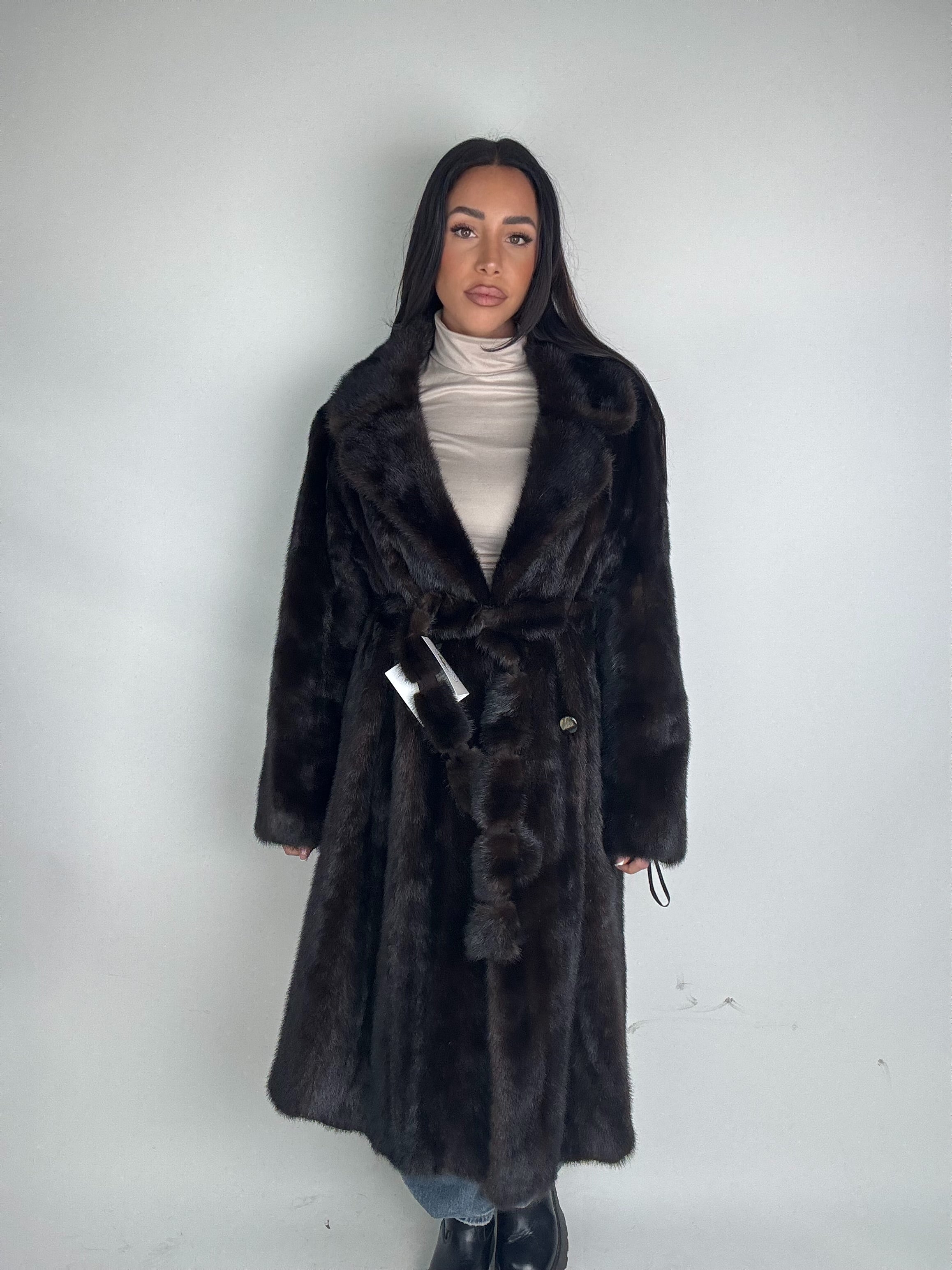 Cappotto in visone N479