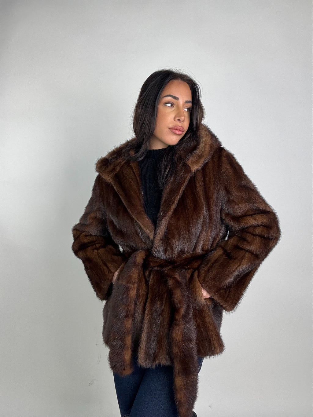 Giacca in visone cintura e cappuccio N244