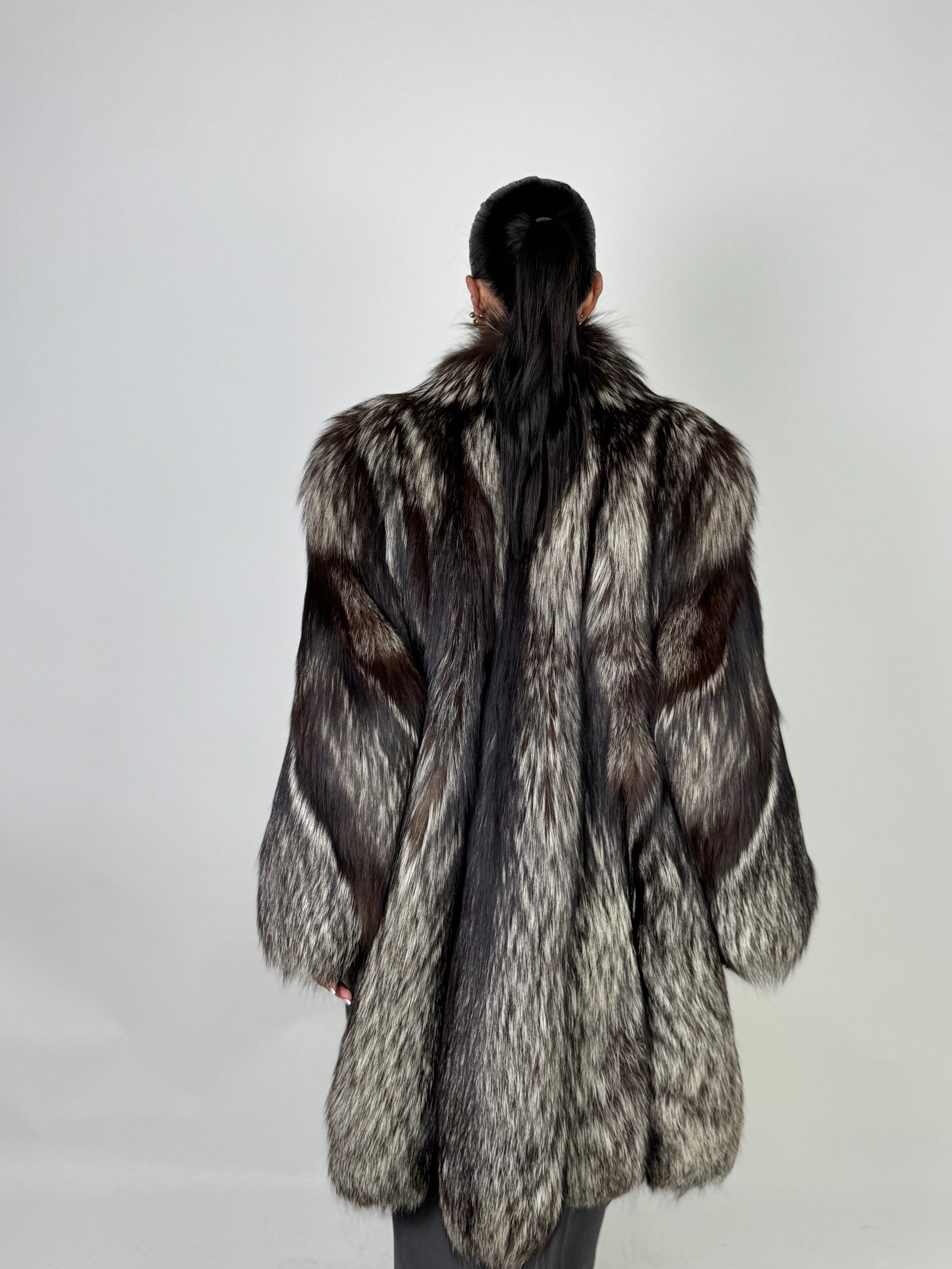 Giacca in volpe argentata N474