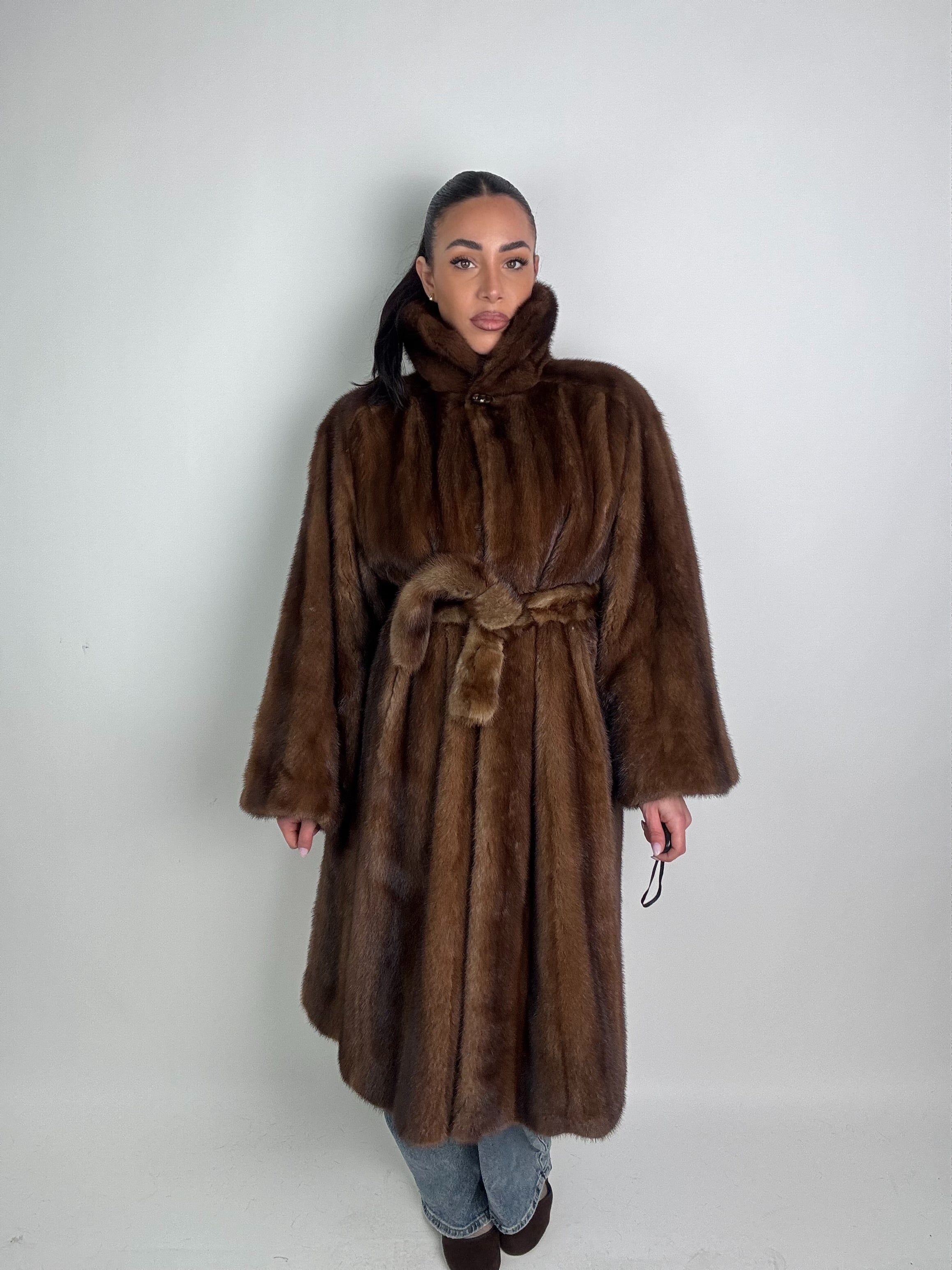 Cappotto in visone N585