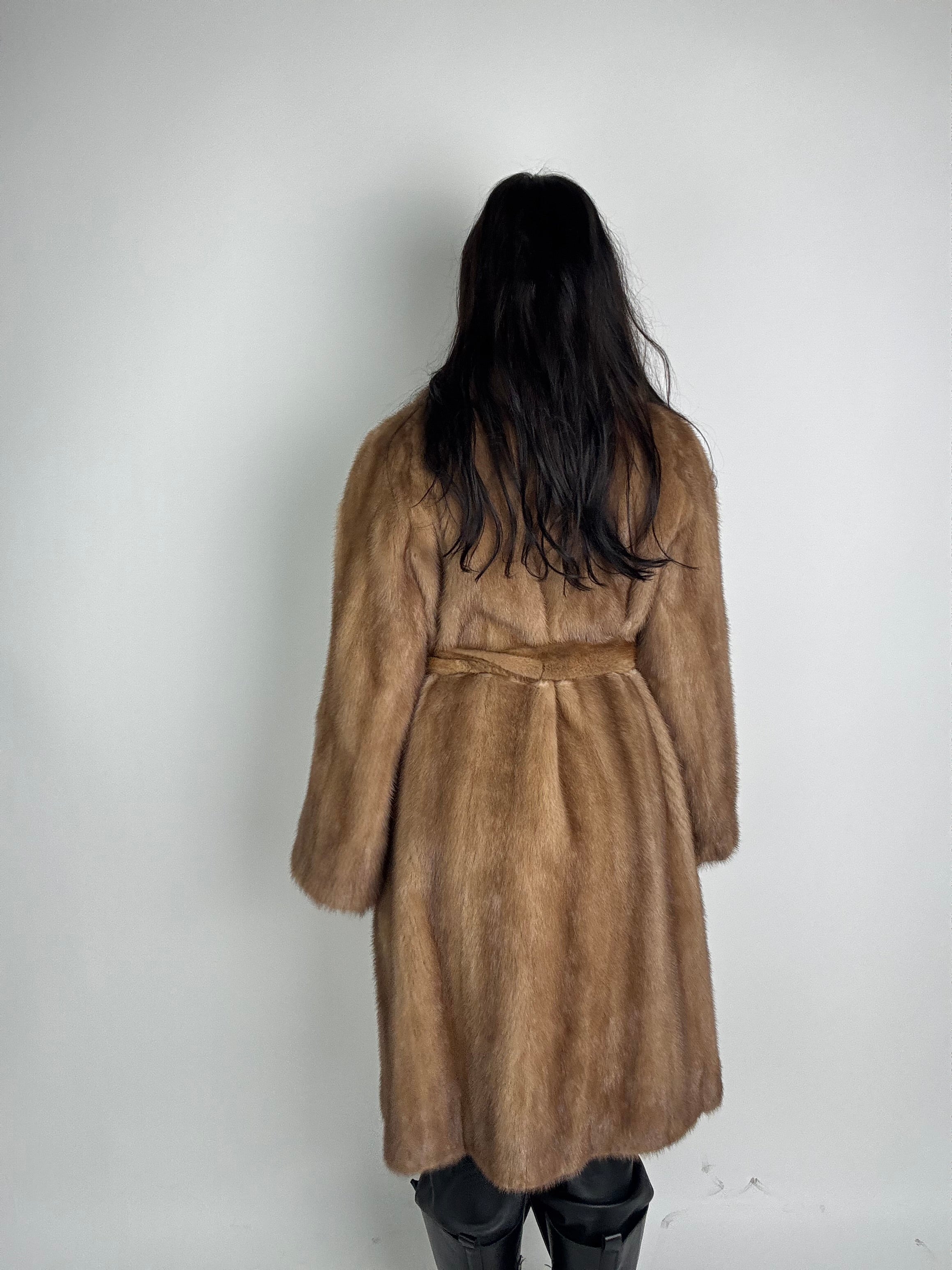 Cappotto in visone N480
