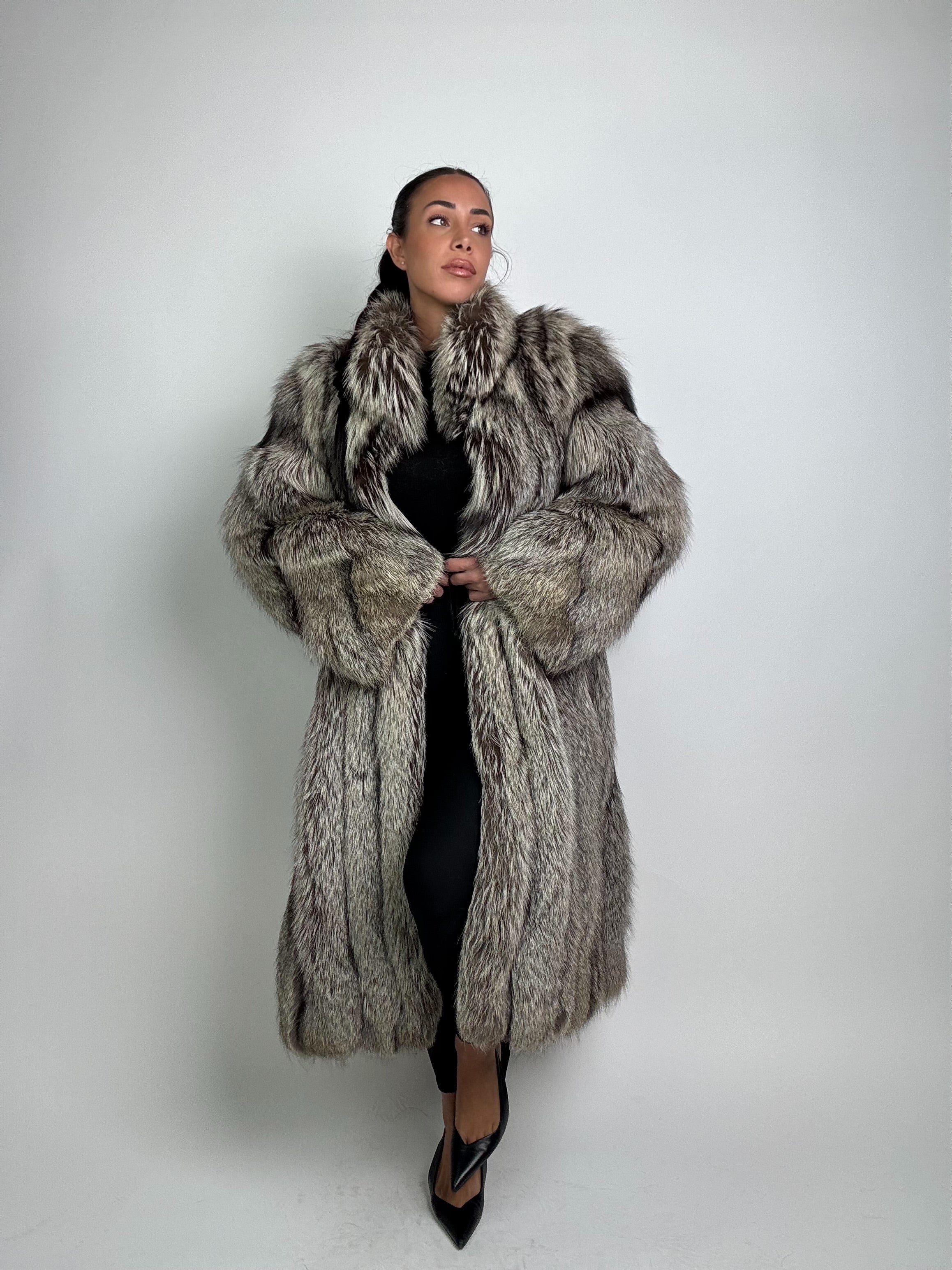 Cappotto in volpe argentata N896