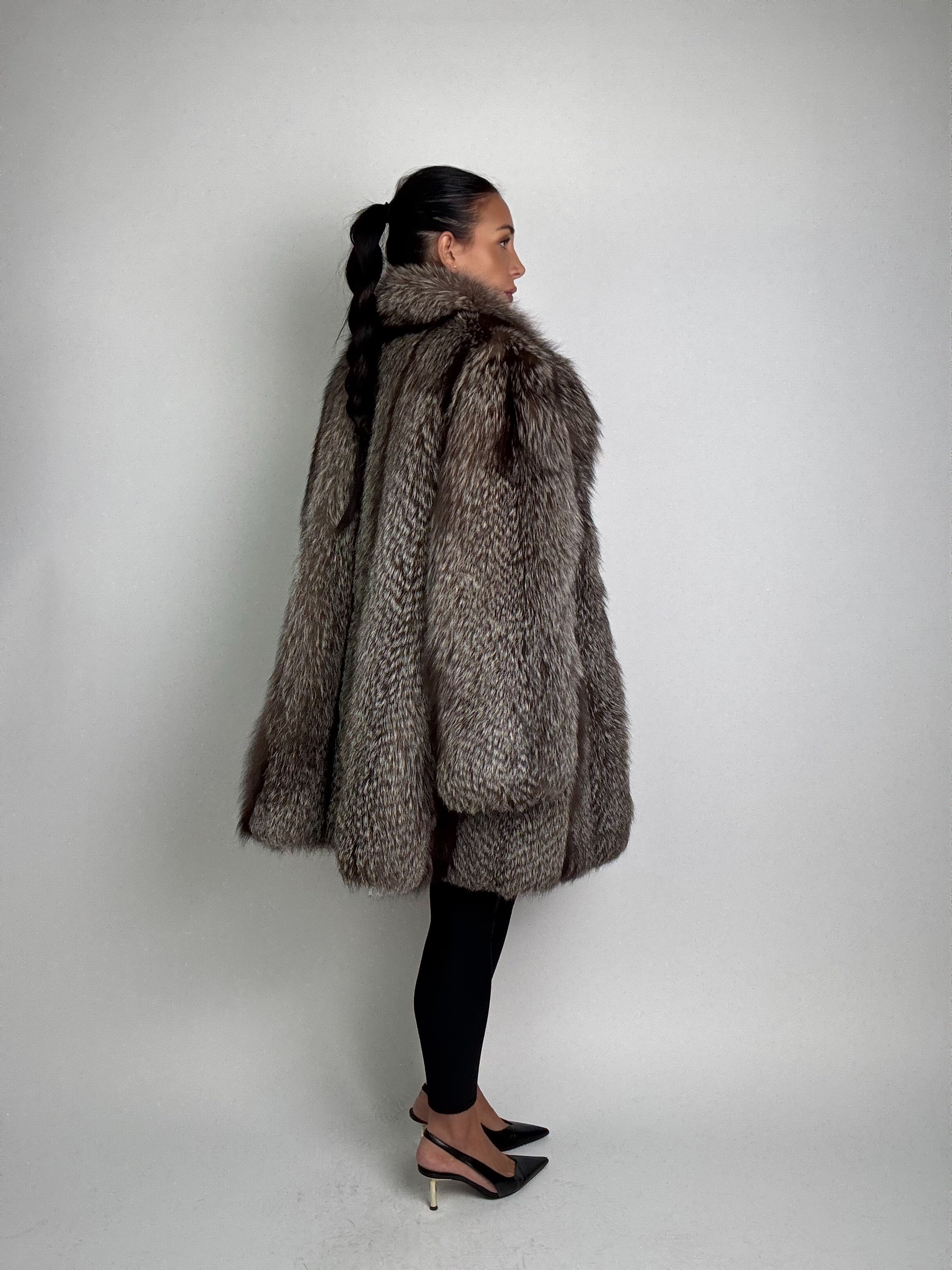 Cappotto in volpe argentata N897