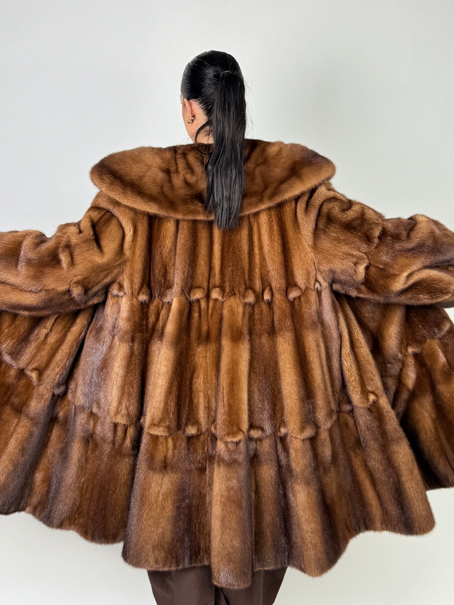 Cappotto in visone N527