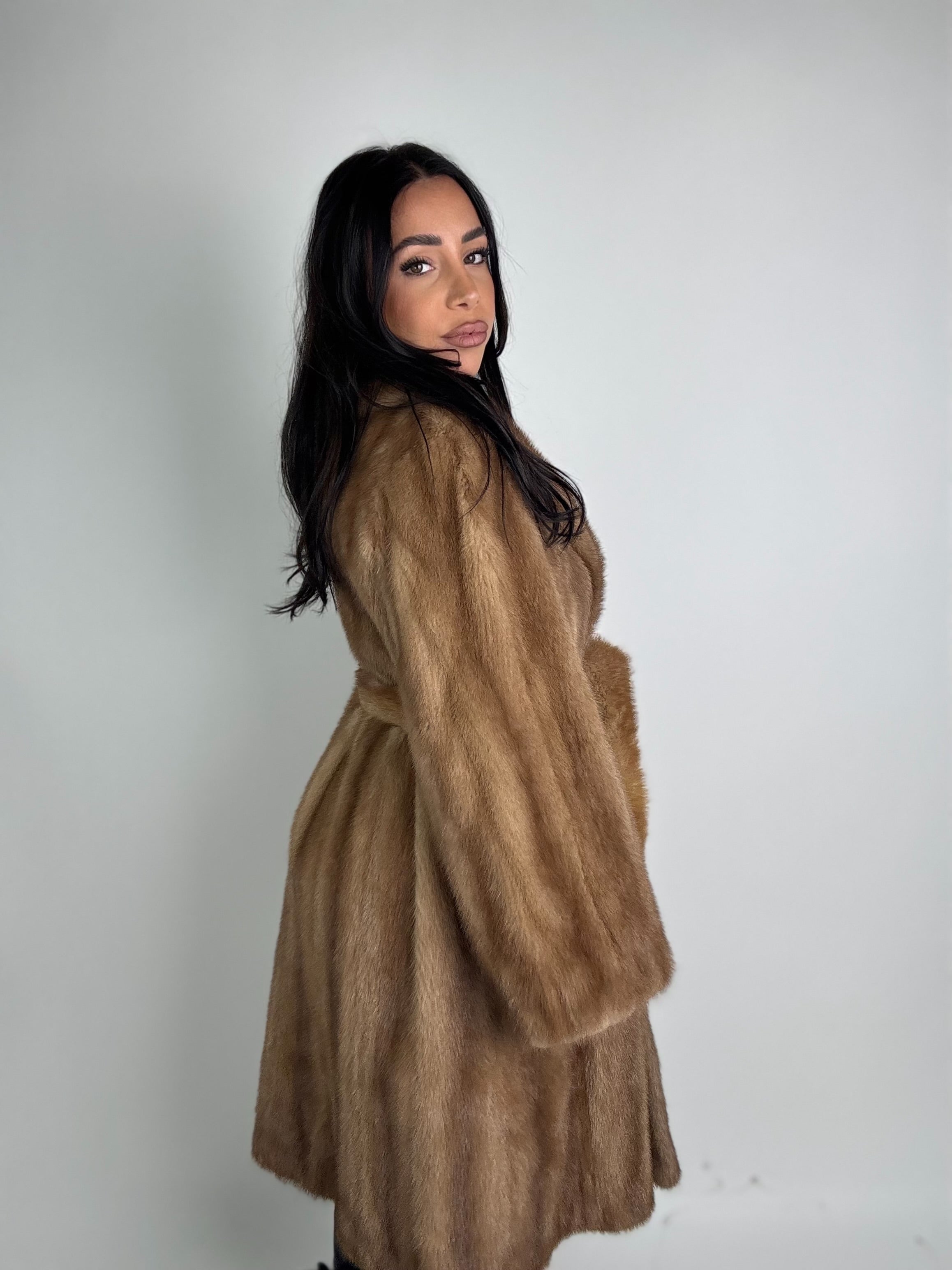 Cappotto in visone N480