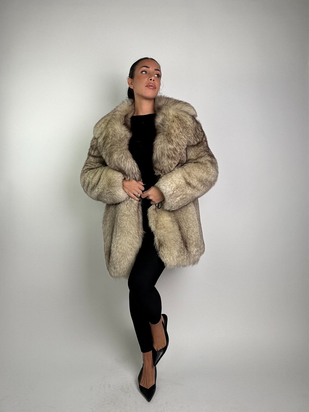 Cappotto in volpe della groenlandia N899