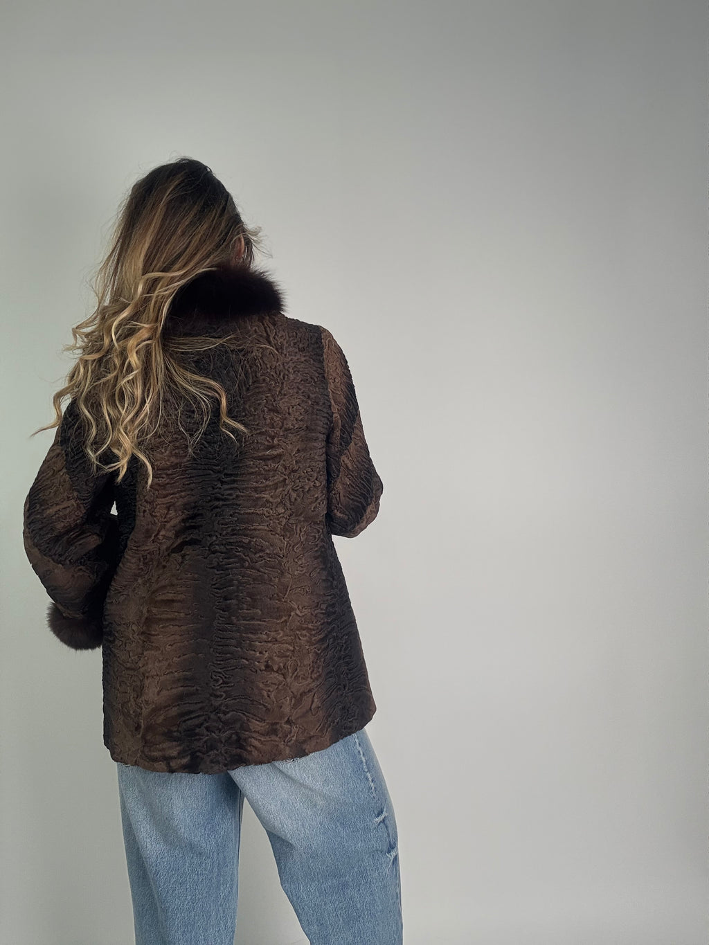 Giacca in astrakan e volpe N23