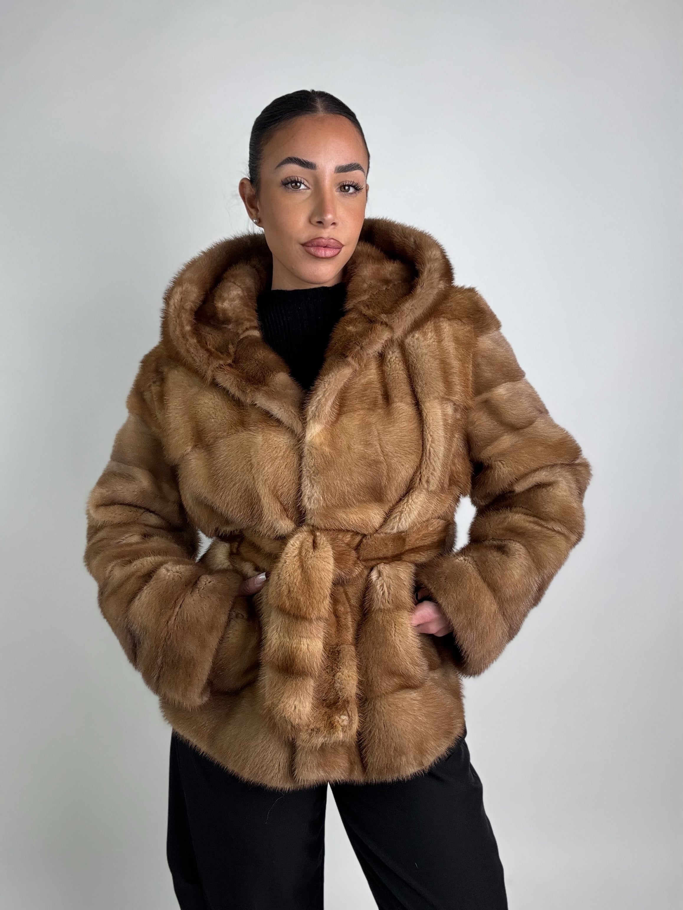 Giacca in visone cintura e cappuccio N248