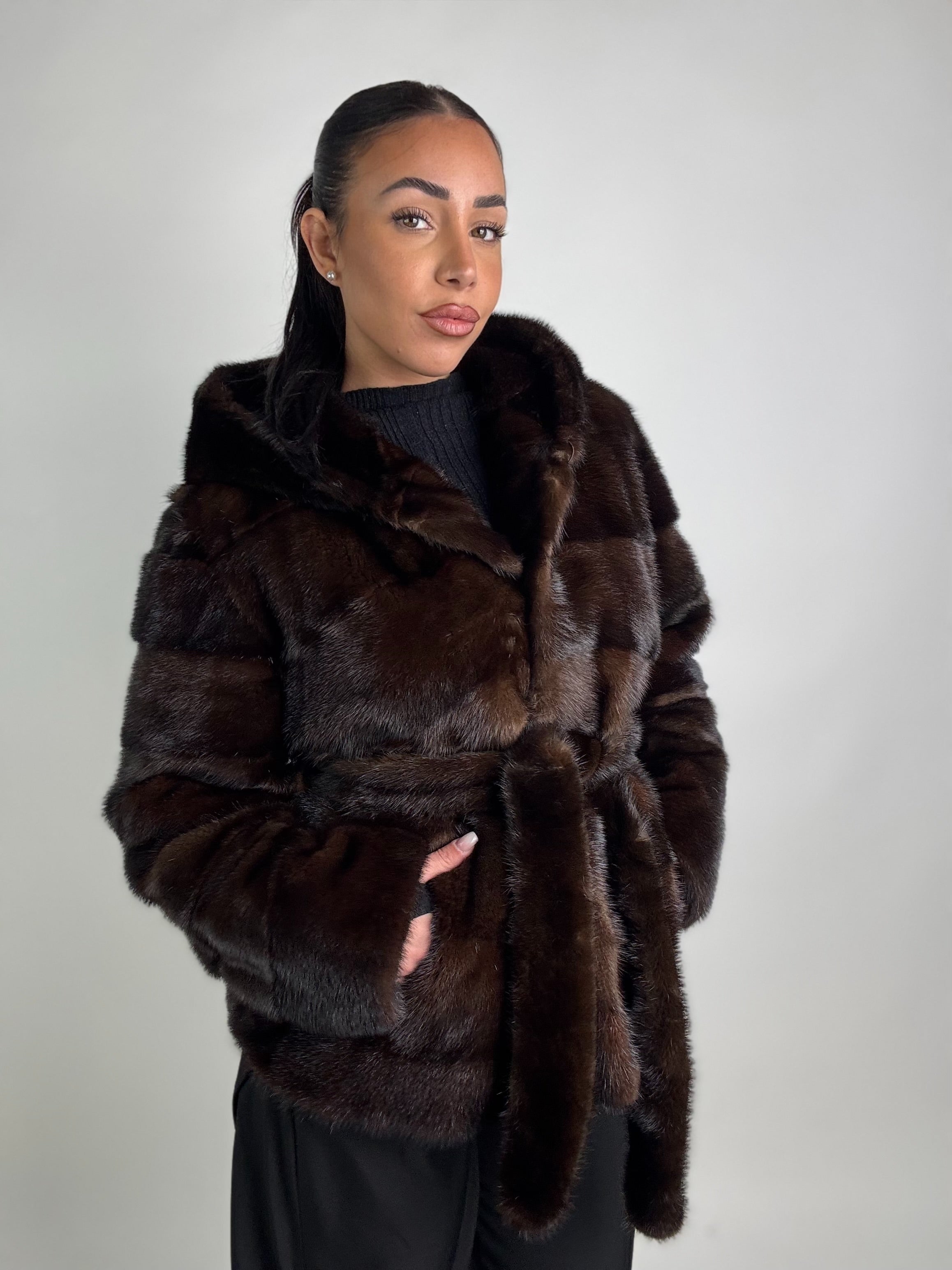 Giacca in visone cintura e cappuccio N249