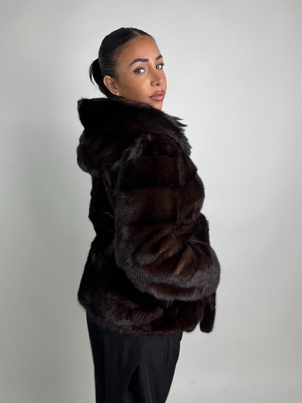 Giacca in visone cintura e cappuccio N249