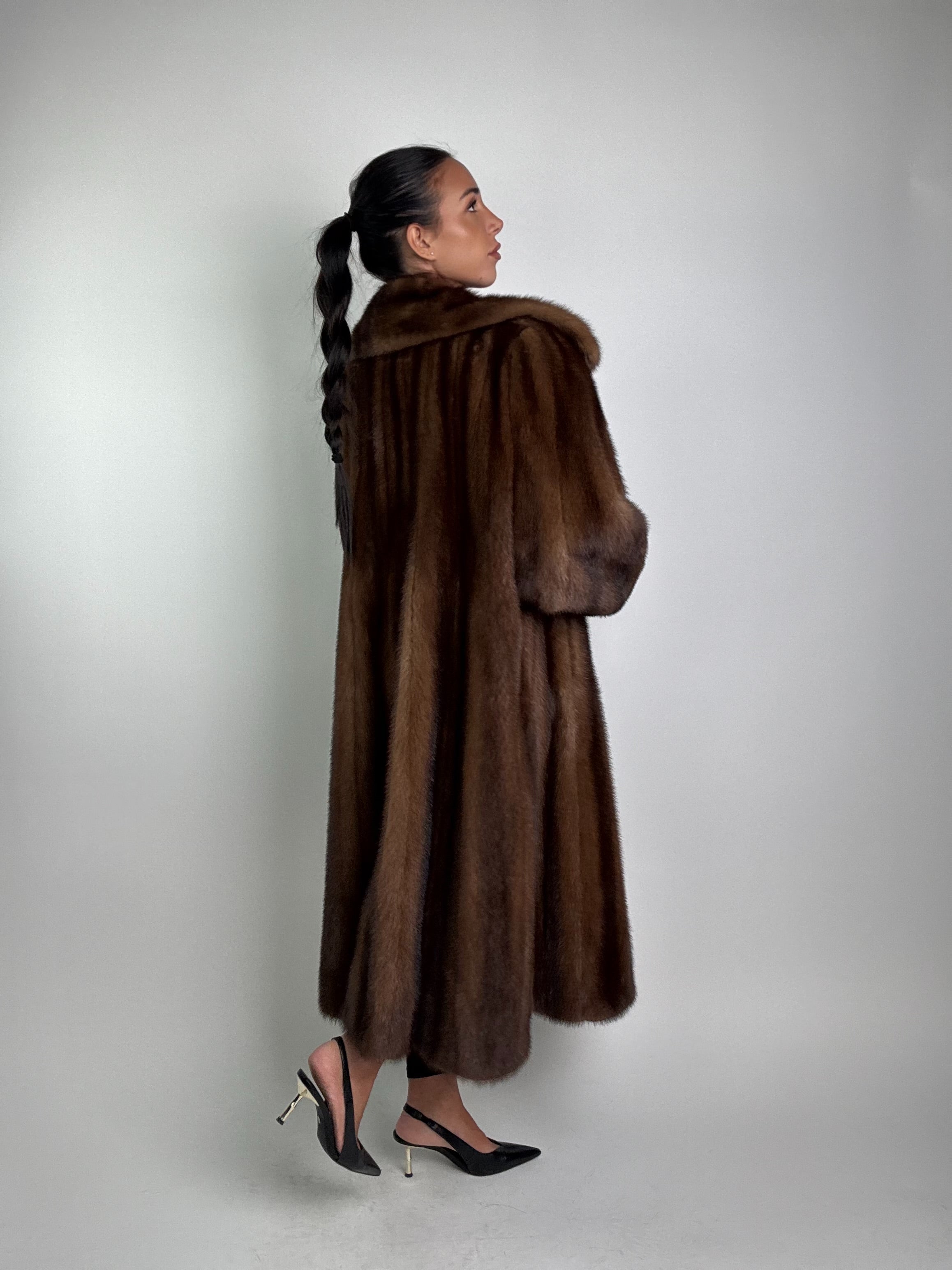 Cappotto in visone N362