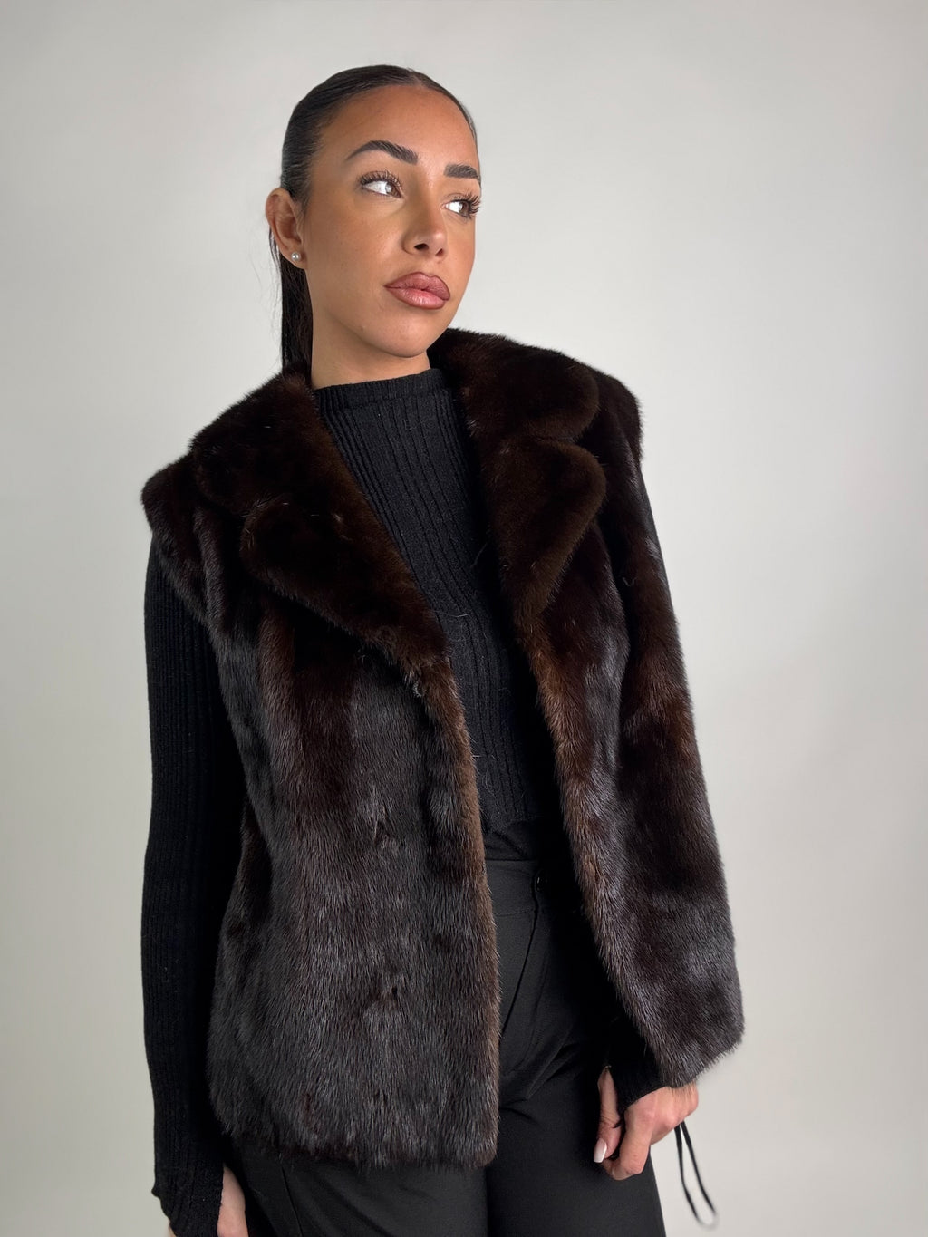 Smanicato in visone N252