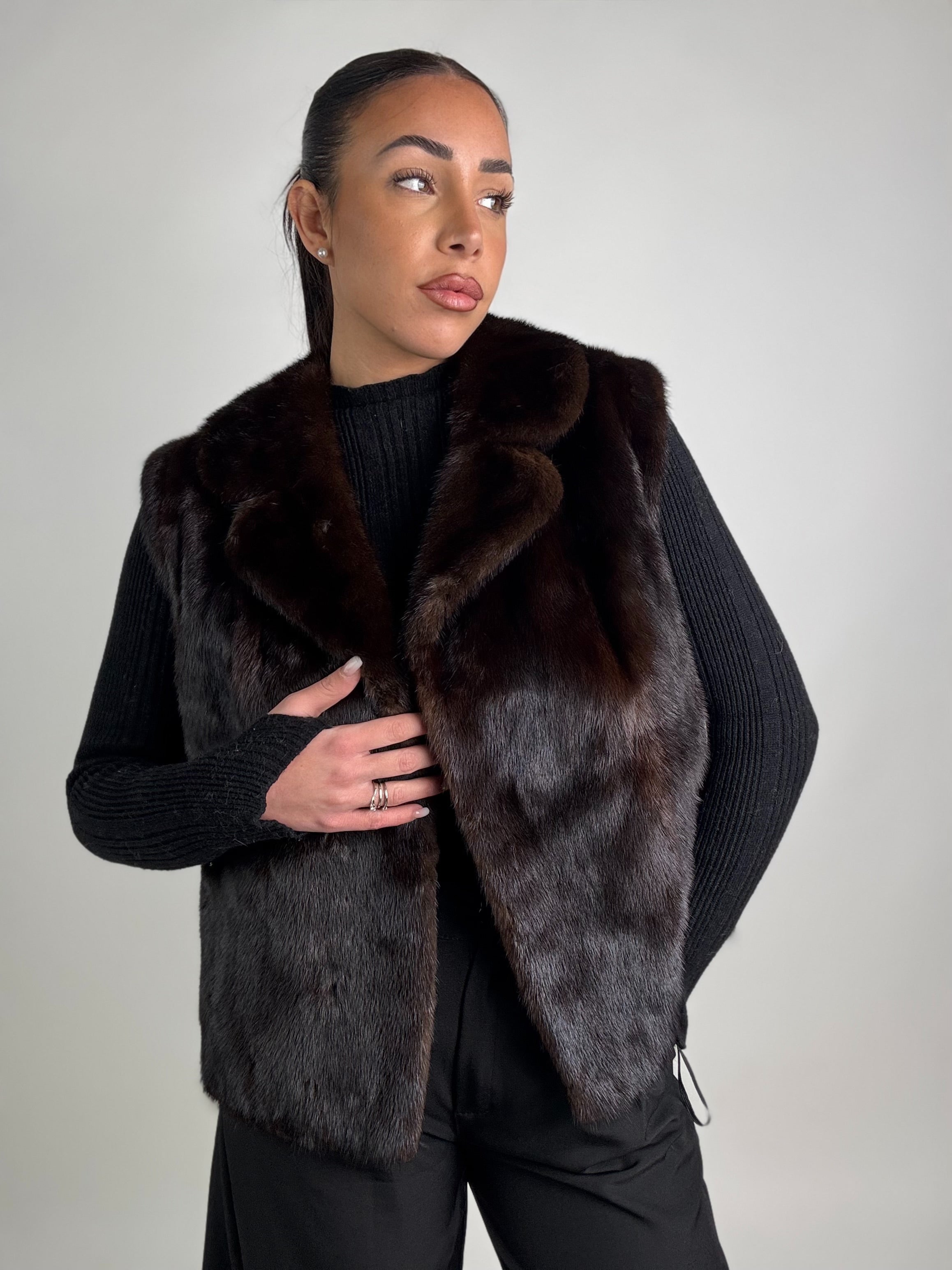 Smanicato in visone N252