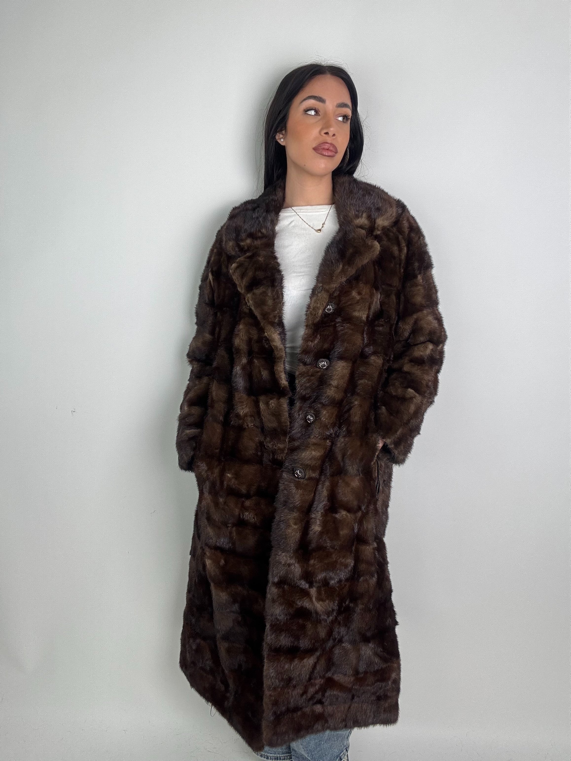 Cappotto in visone N588