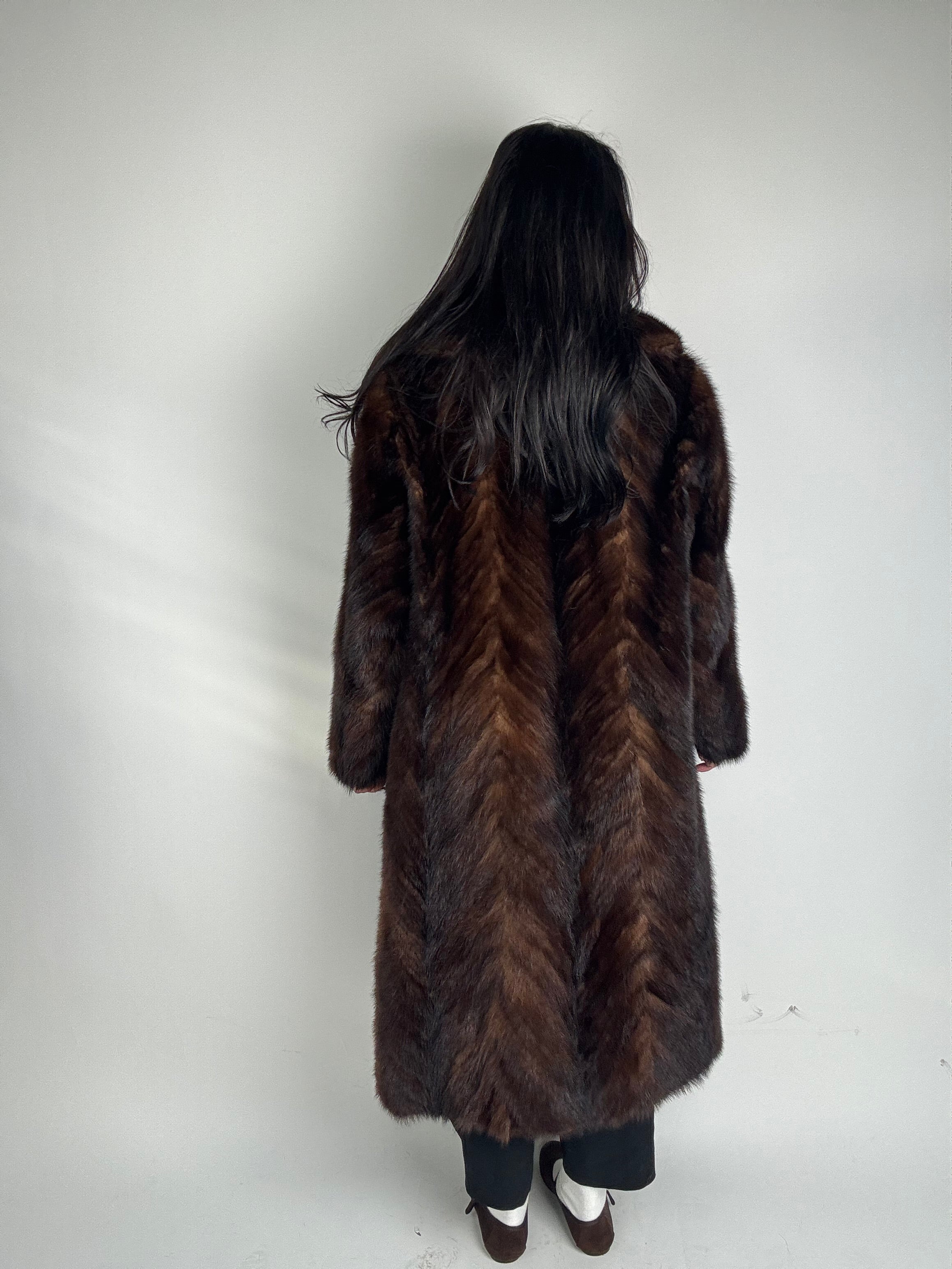 Cappotto in visone N481