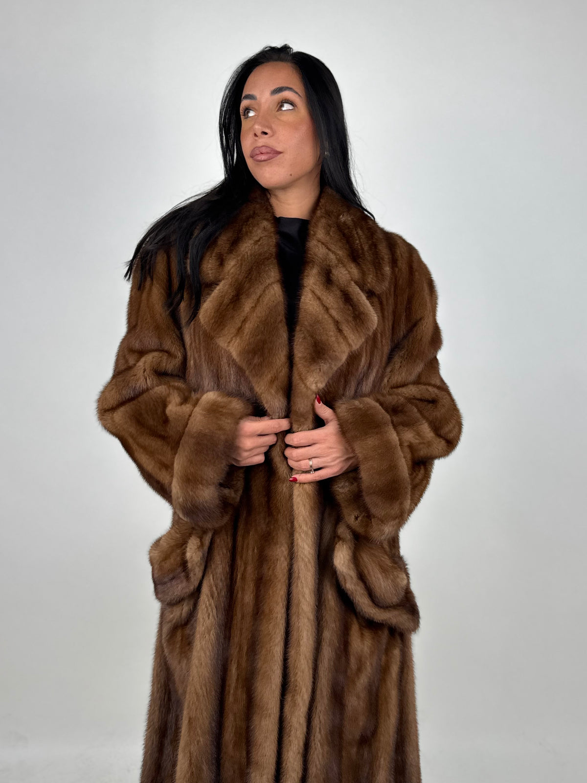Cappotto in visone N722