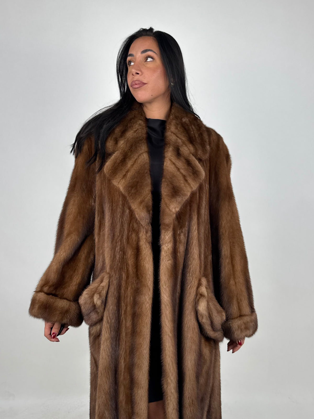 Cappotto in visone N722