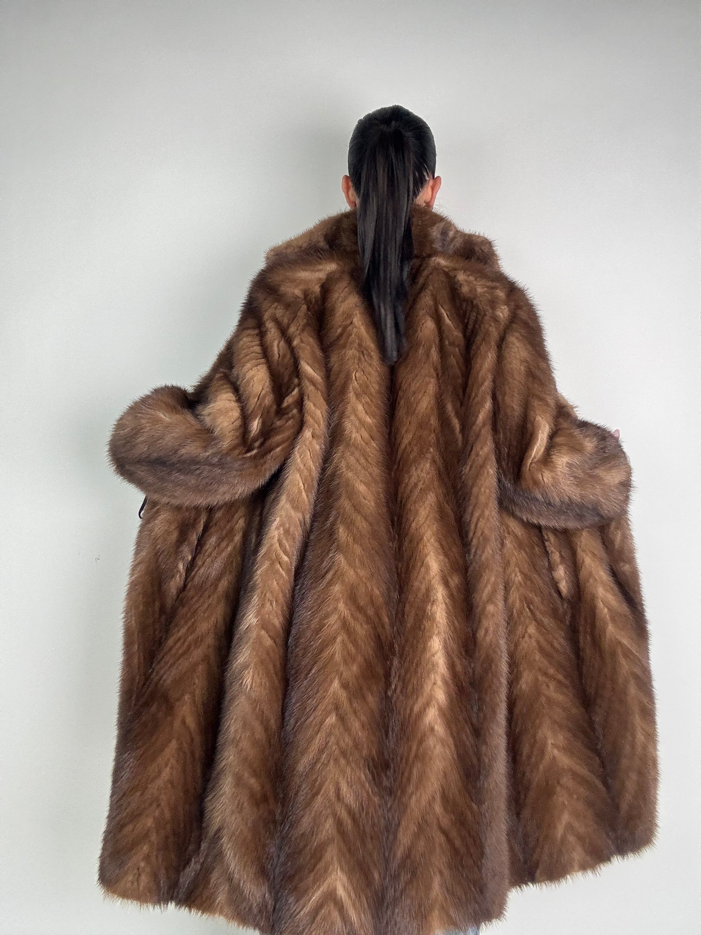 Cappotto in visone N592