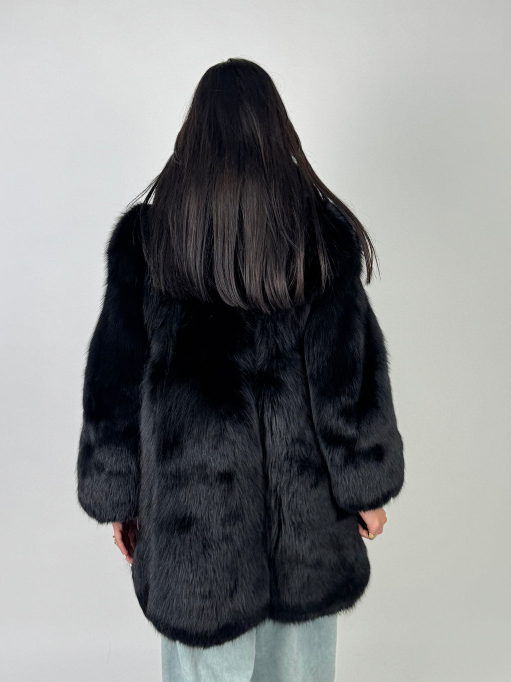 Giacca in volpe total black N617