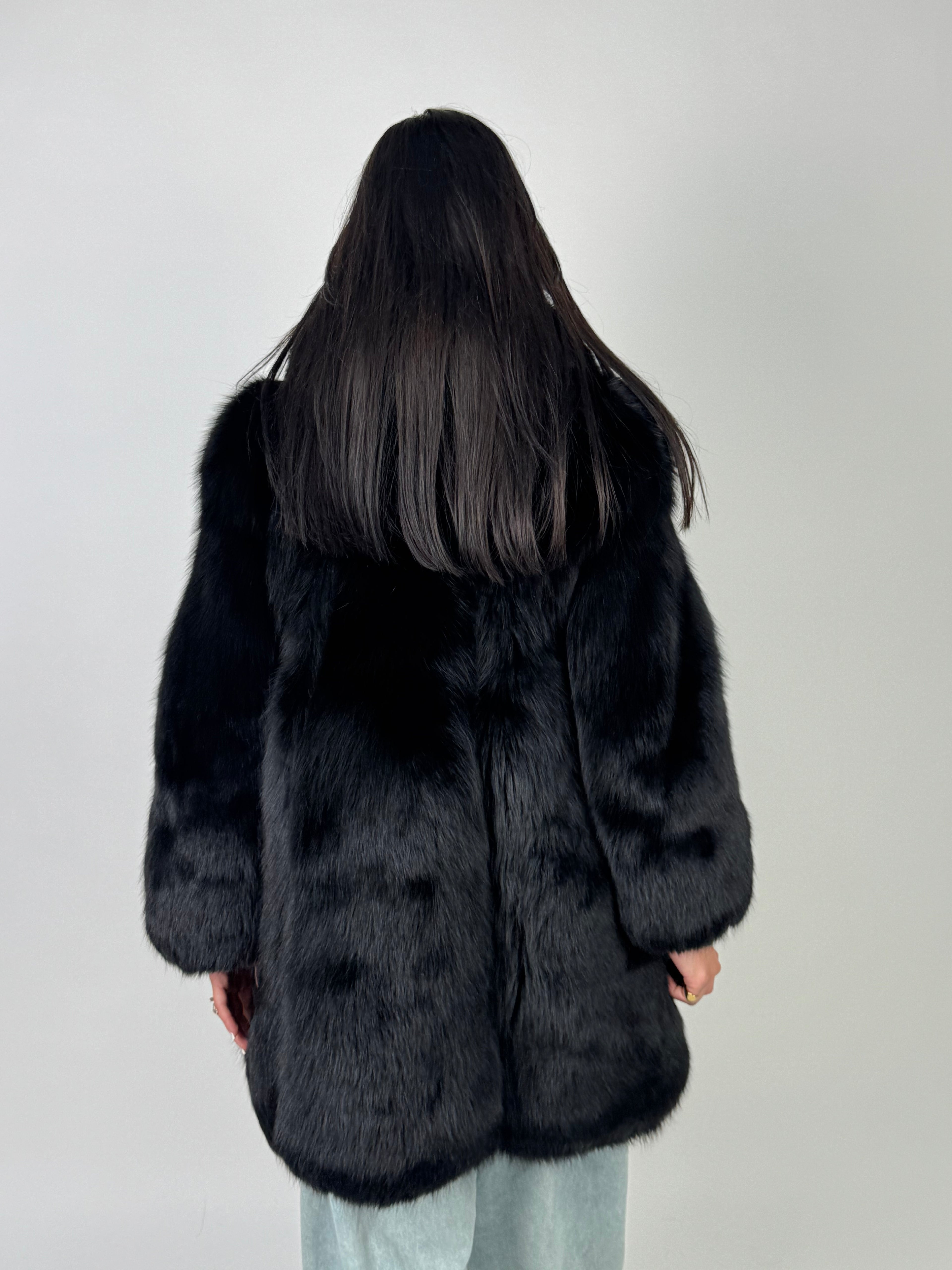 Giacca in volpe total black N617