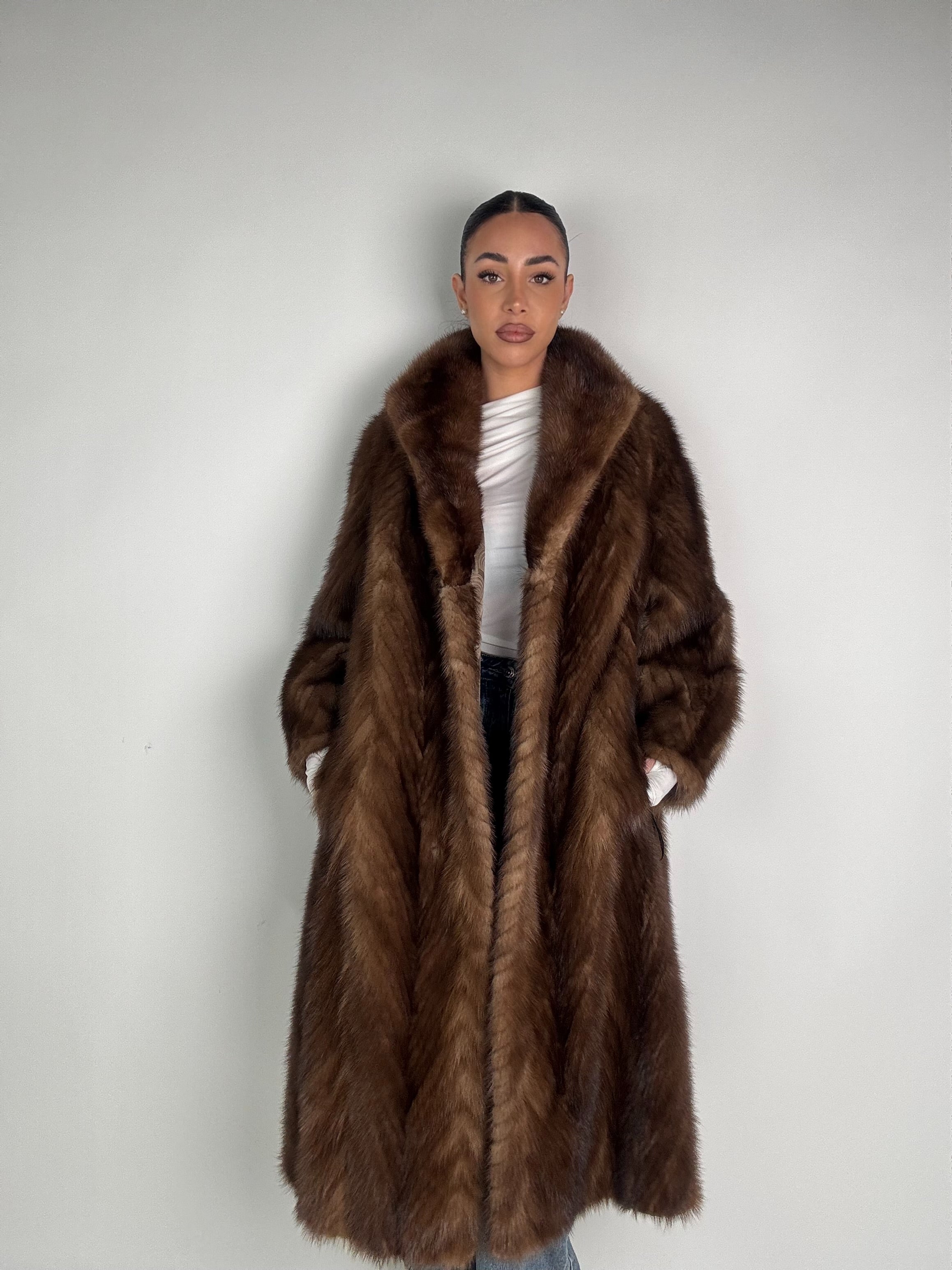 Cappotto in visone N592