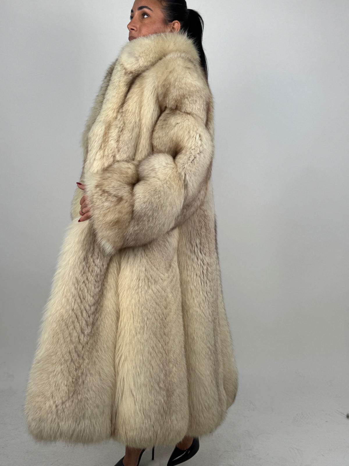 Cappotto in volpe della groenlandia N236