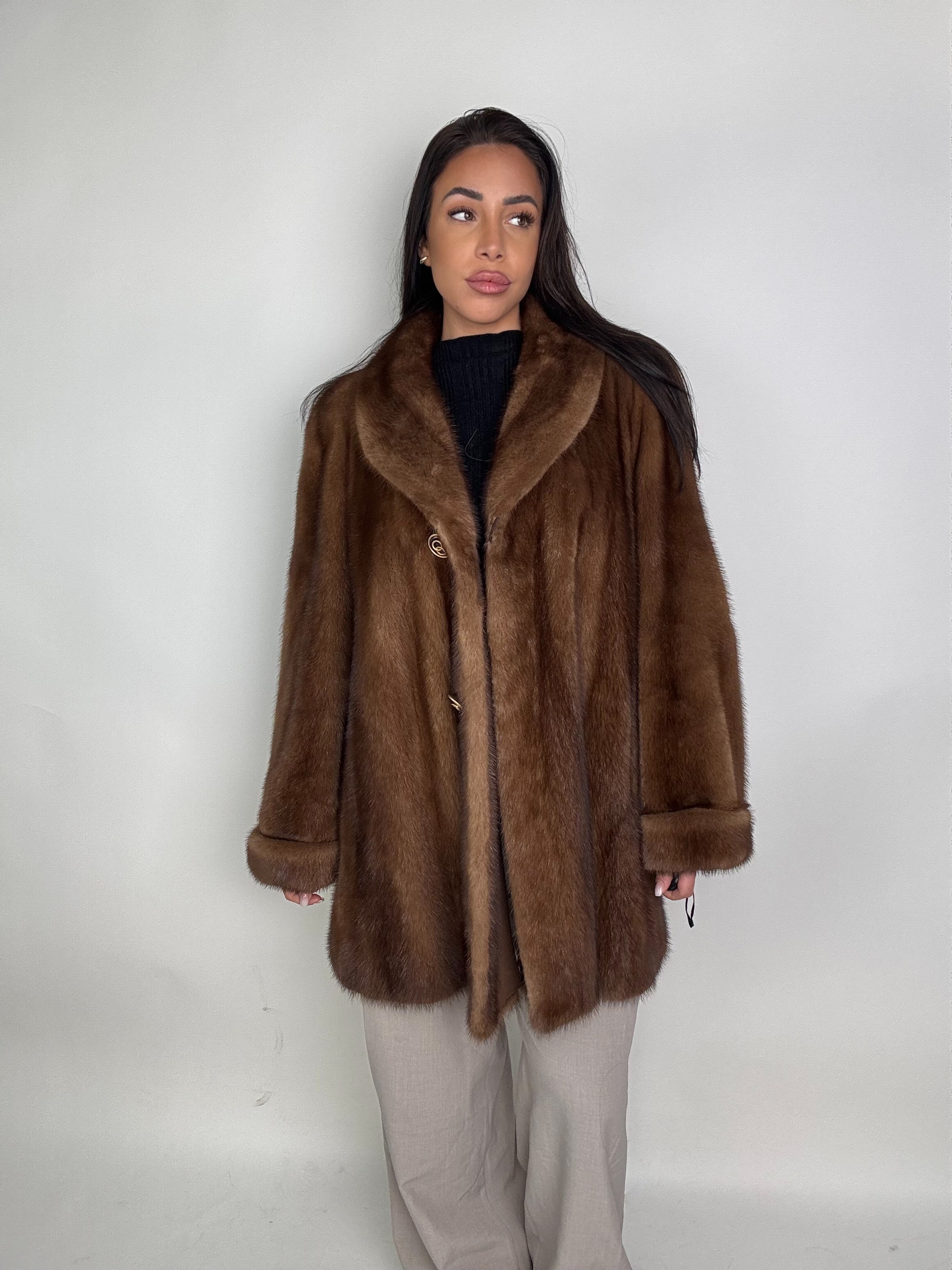 Cappotto in visone N419