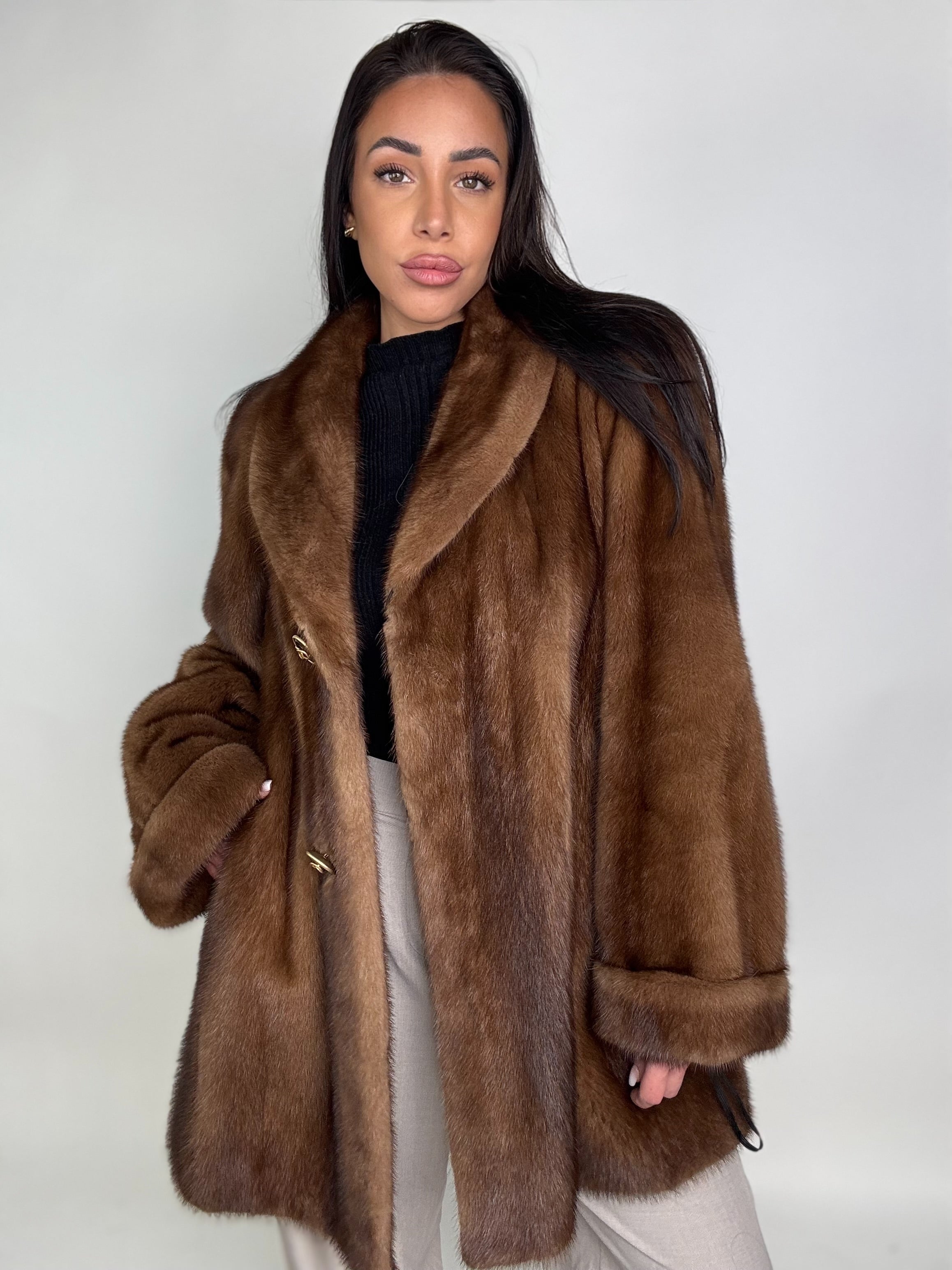 Cappotto in visone N419