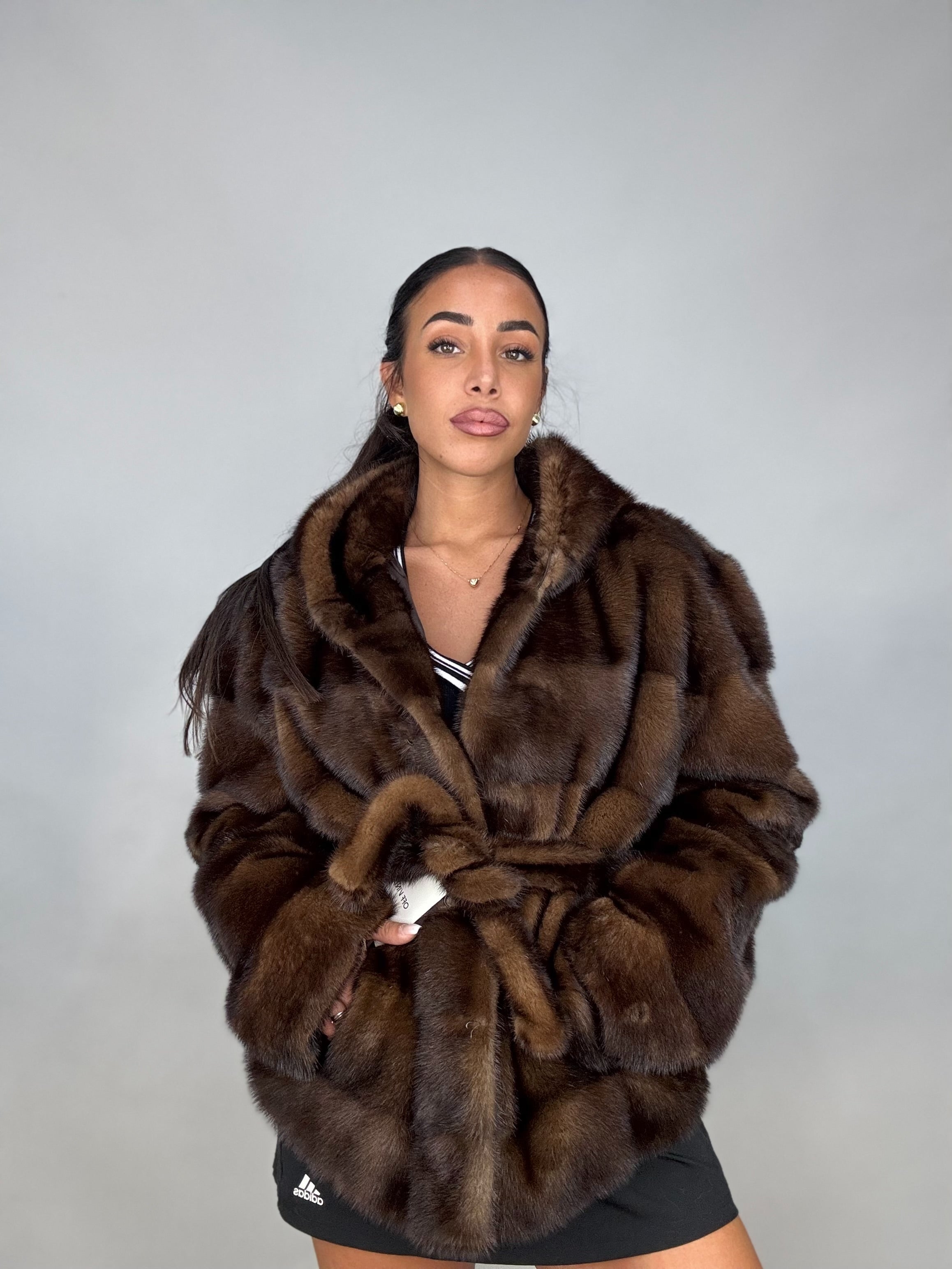 Giacca di visone cintura e cappuccio