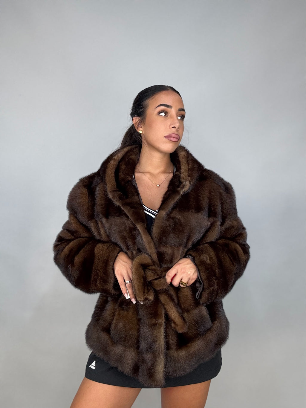 Giacca di visone cintura e cappuccio