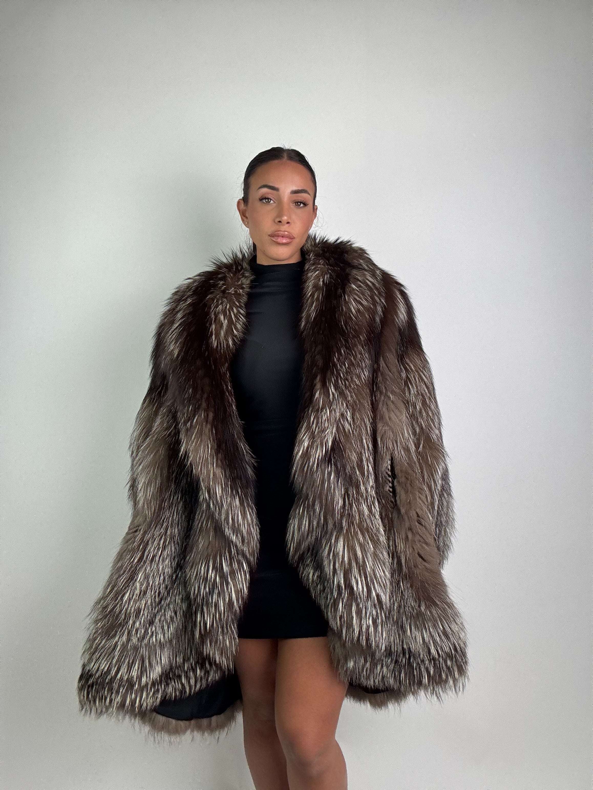 Cappotto in volpe argentata N910