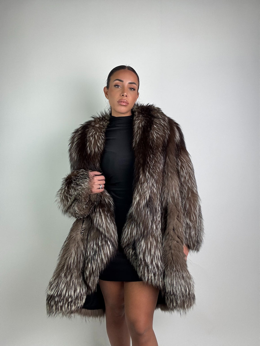 Cappotto in volpe argentata N910