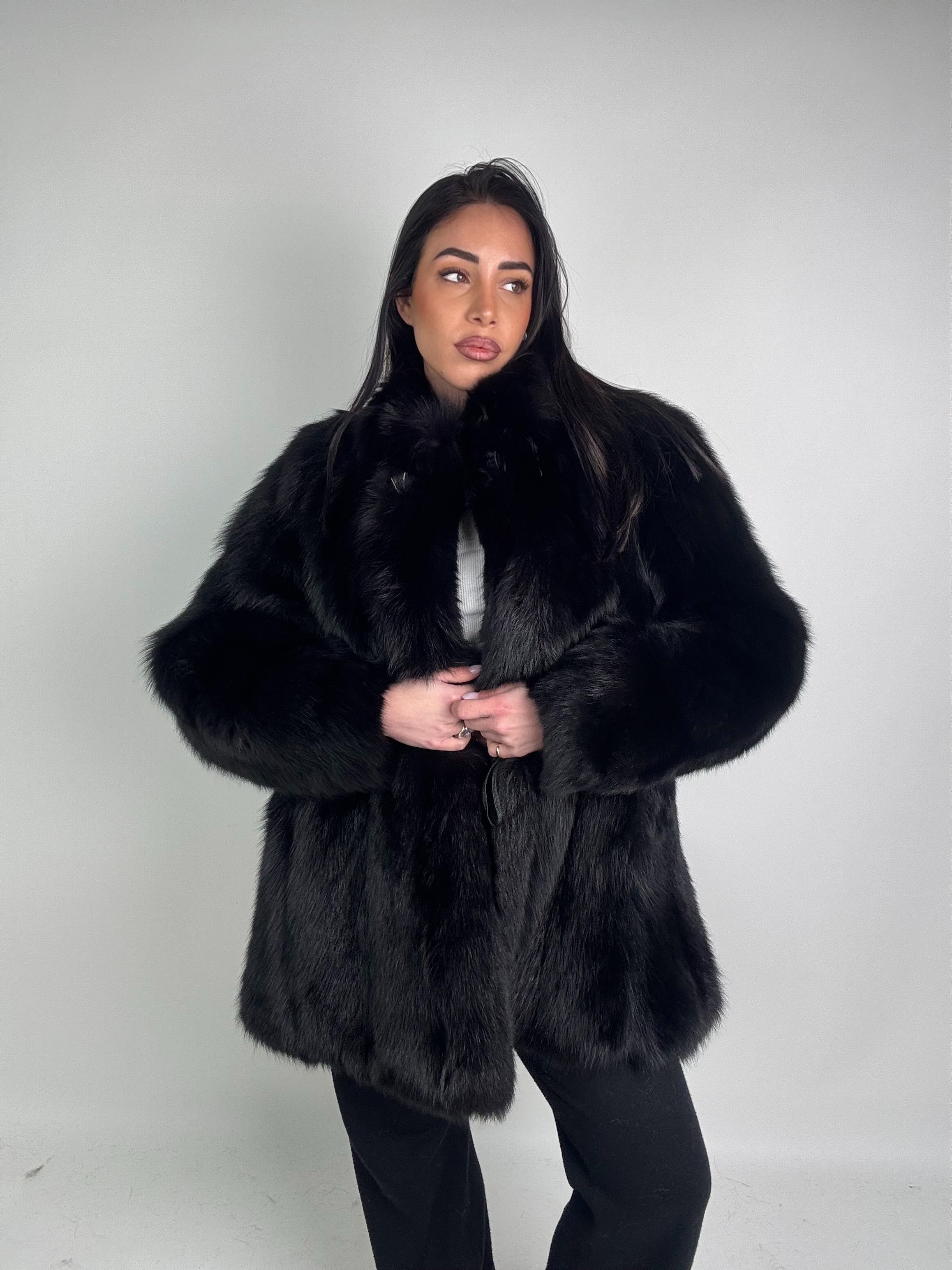 Giacca in volpe total black N413