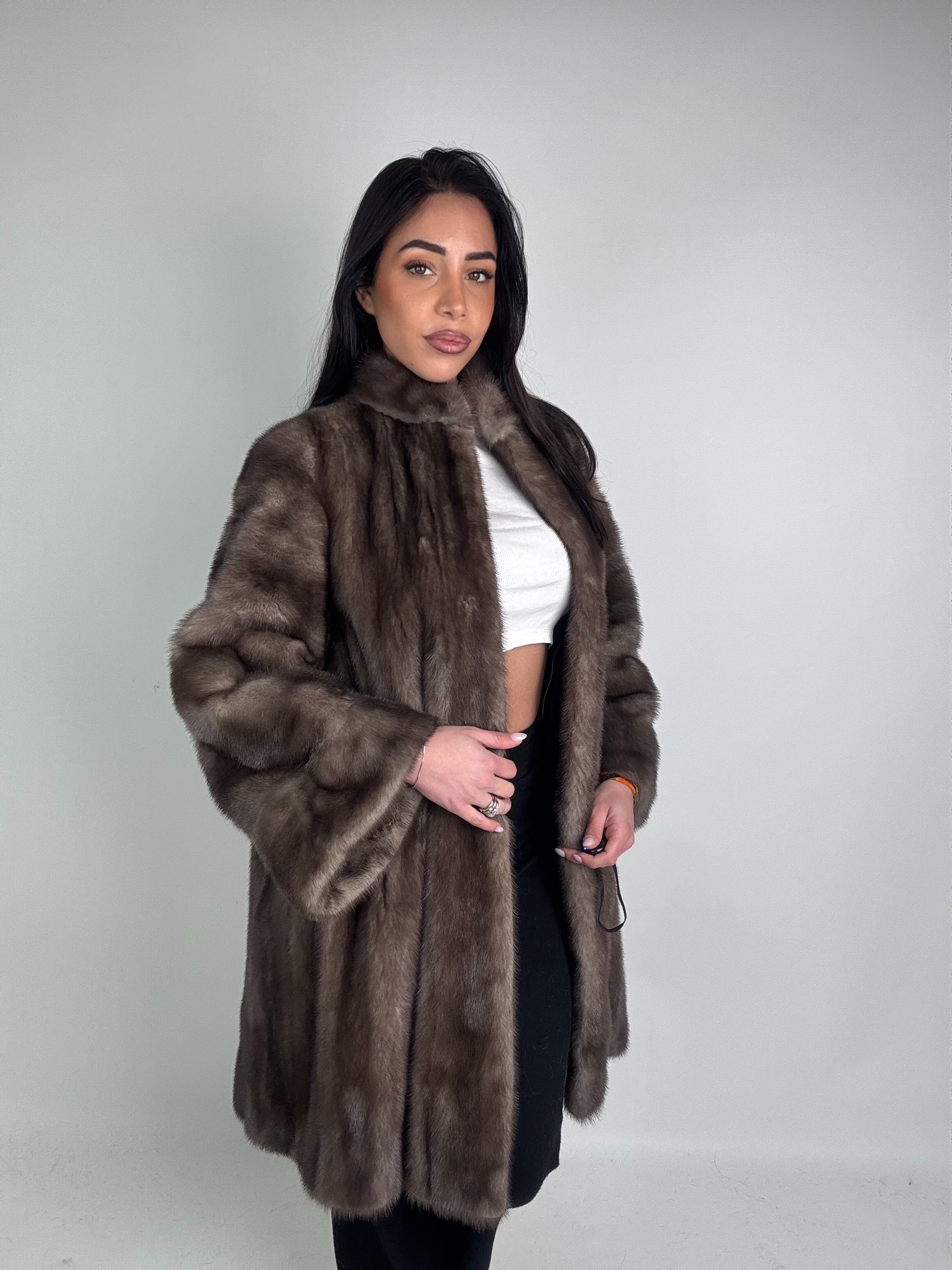 Cappotto in visone N594