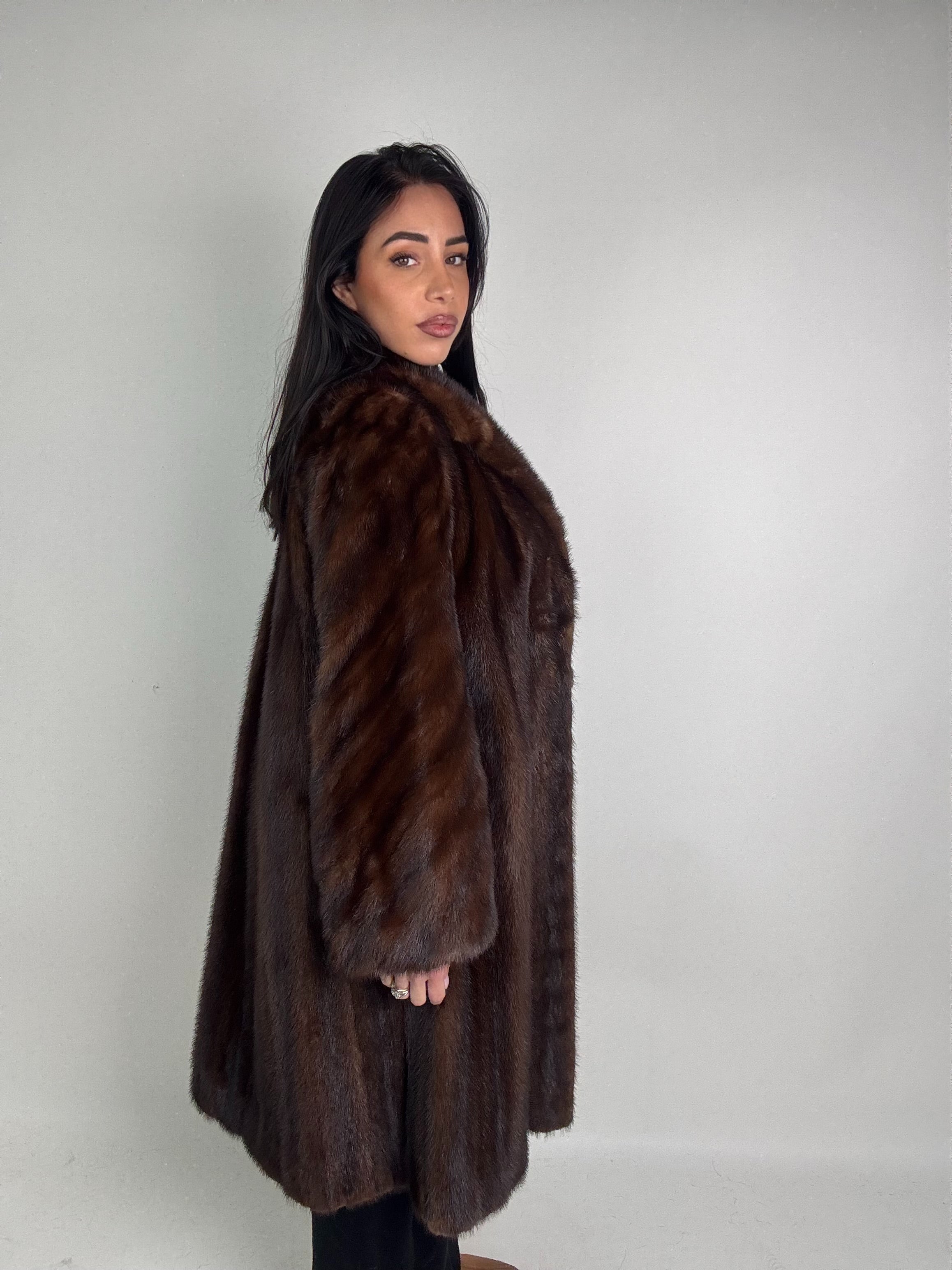 Cappotto in visone N595