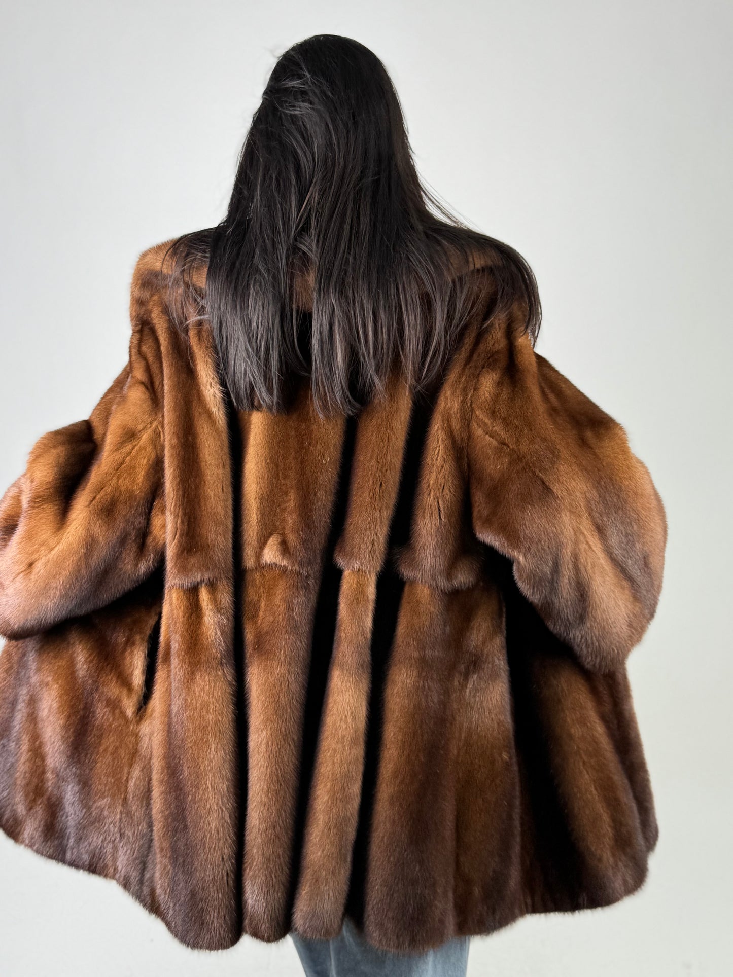 Cappotto in visone N651