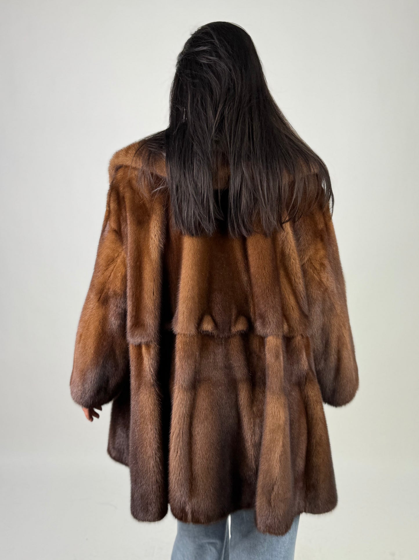 Cappotto in visone N651