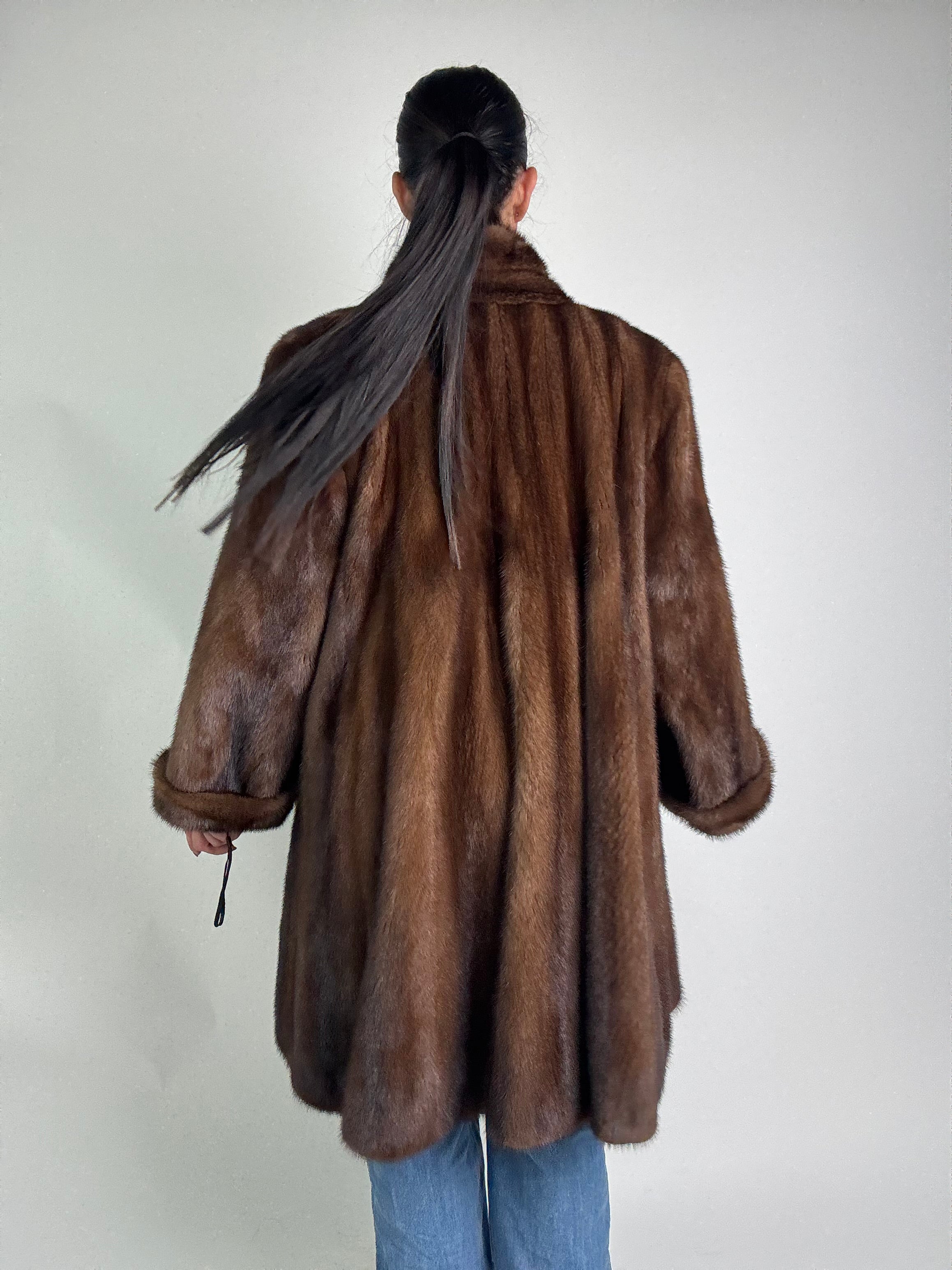 Cappotto in visone N366