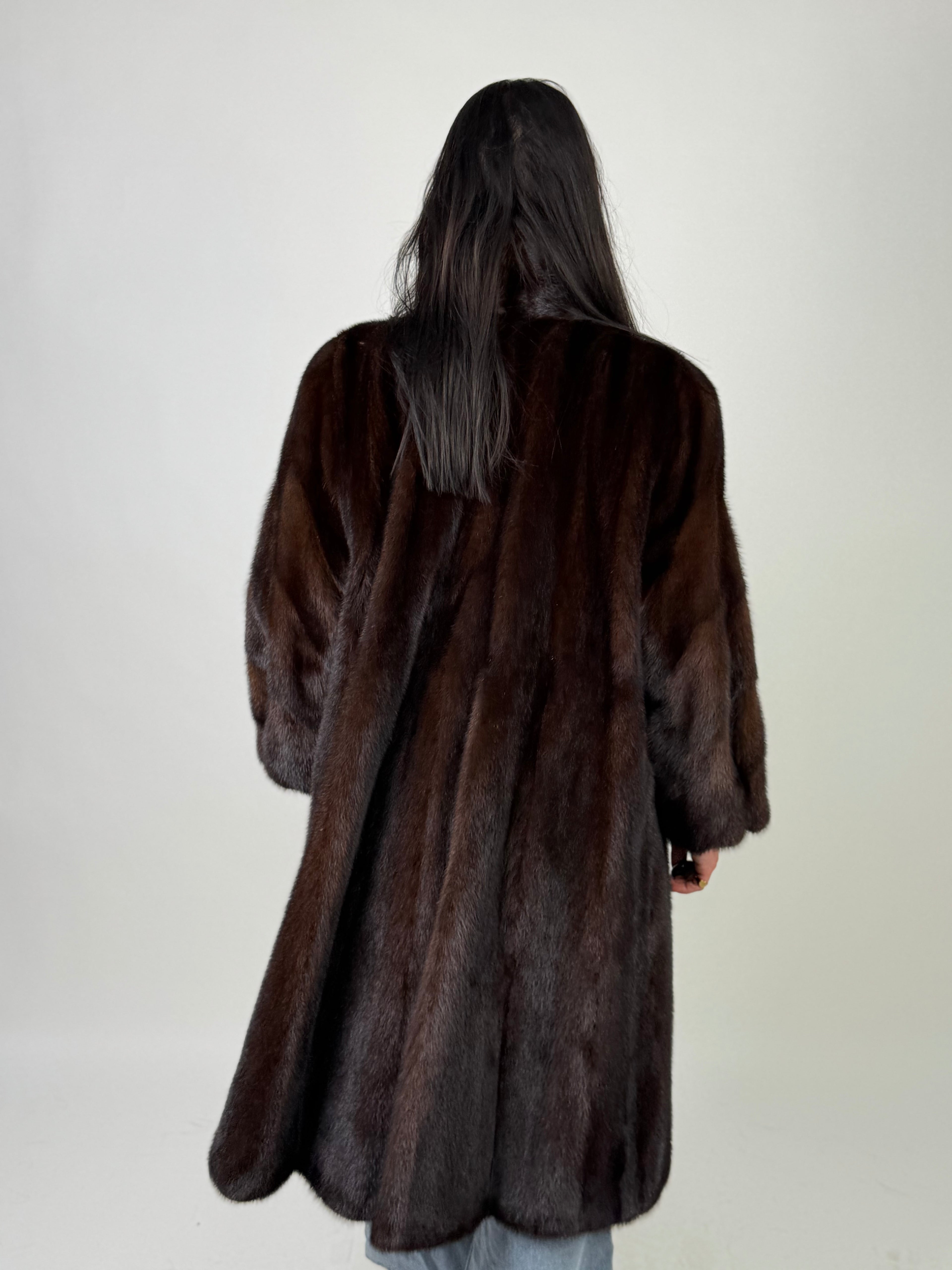 Cappotto in visone N652