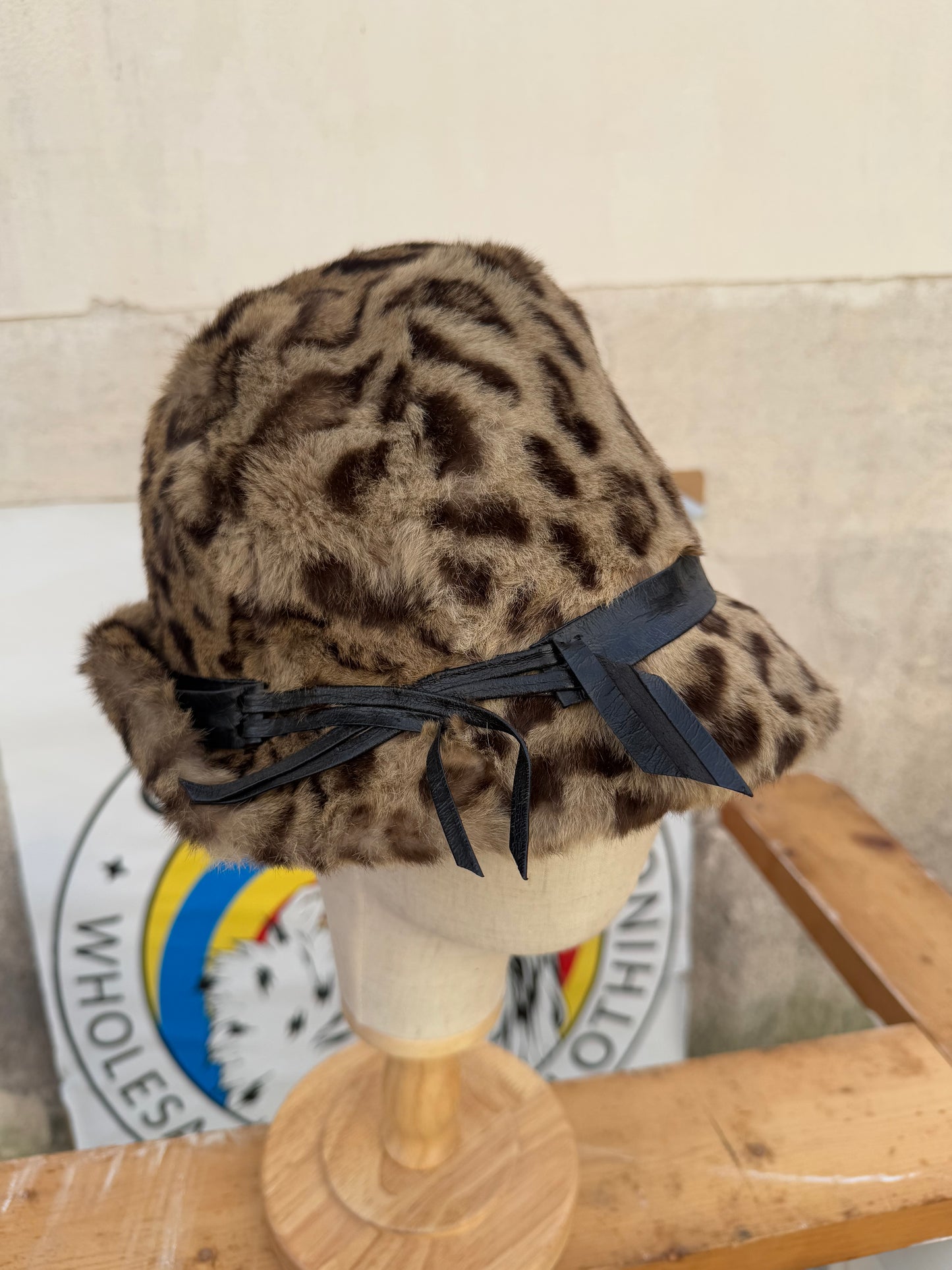 Cappello in leopardo