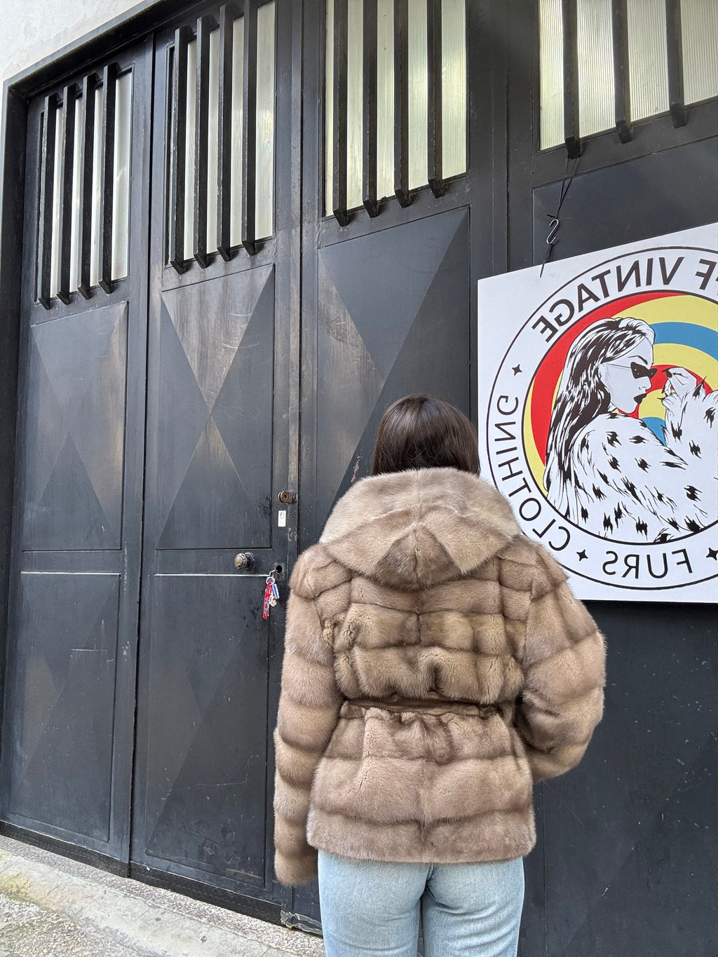 Giacca in visone cintura e cappuccio