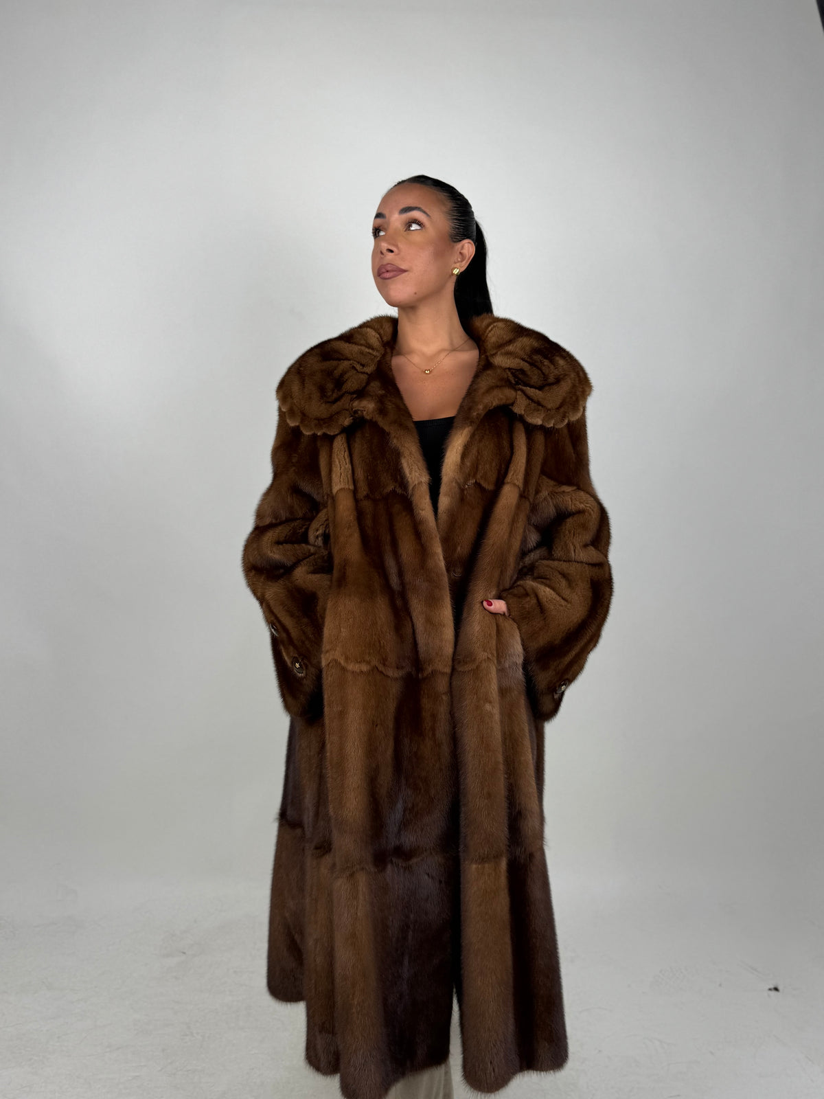 Cappotto in visone N727