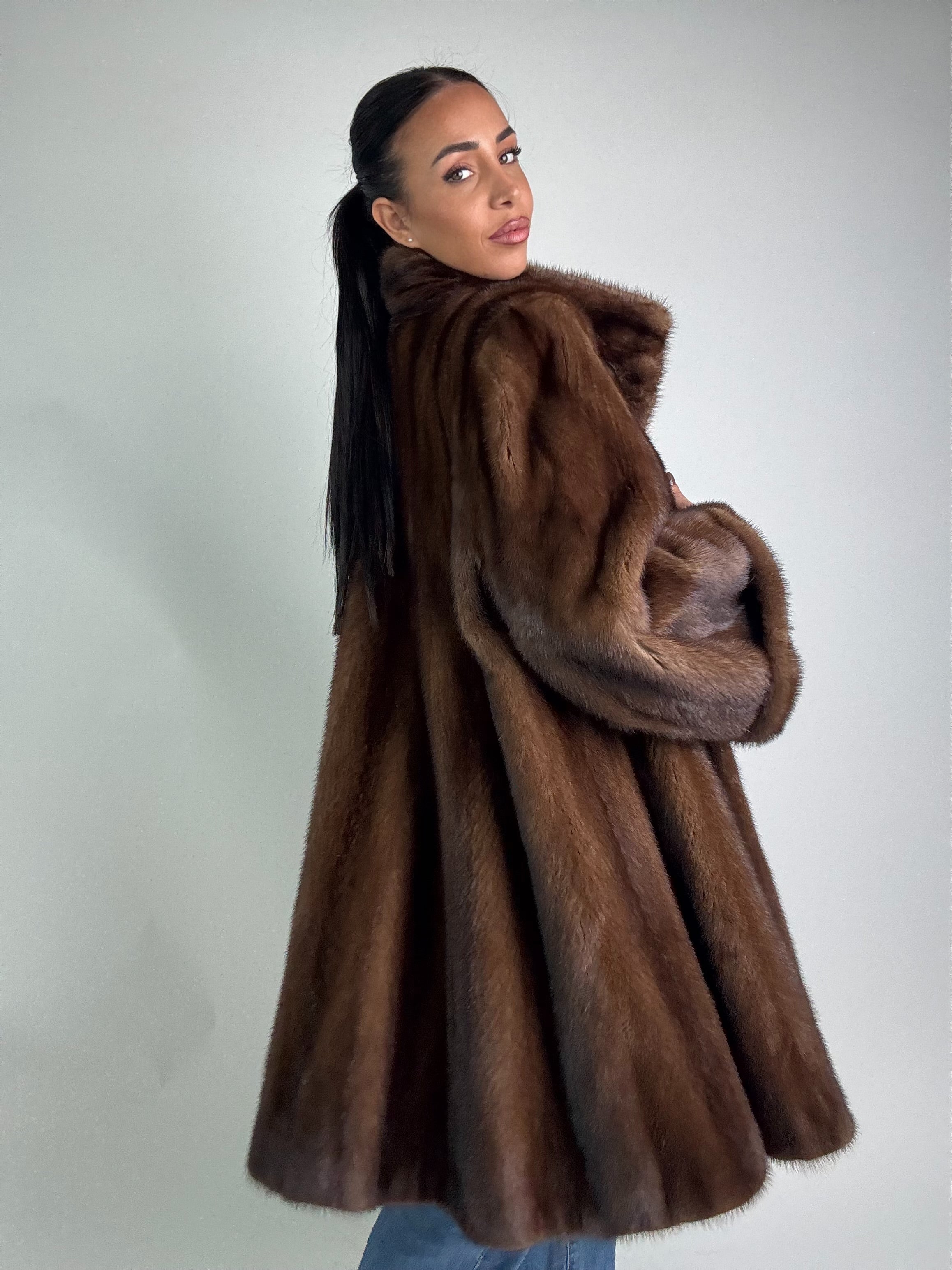 Cappotto in visone N366