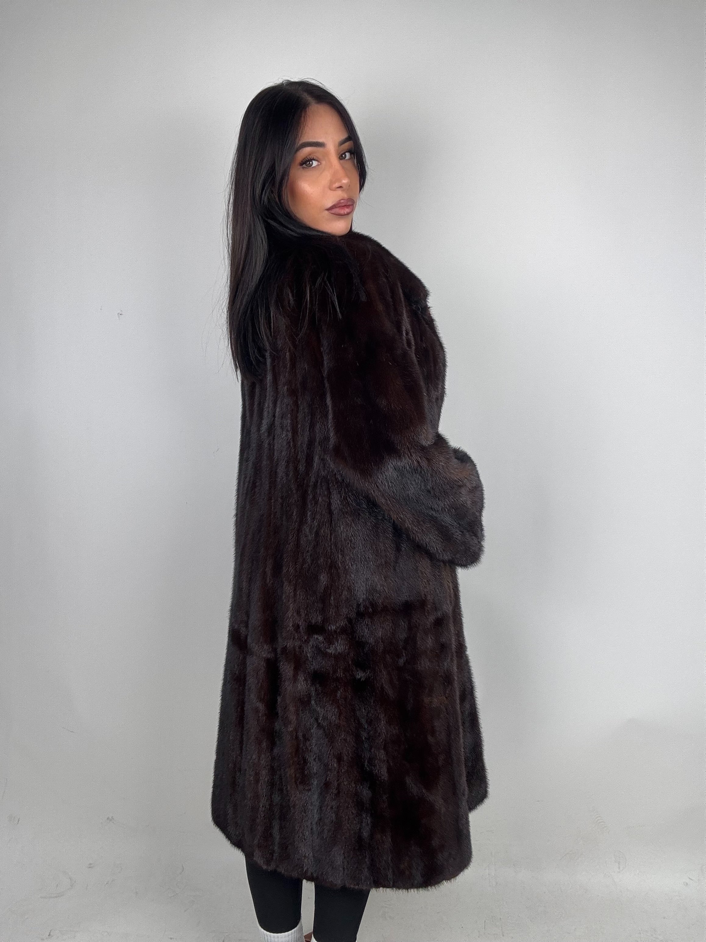 Cappotto in visone N596